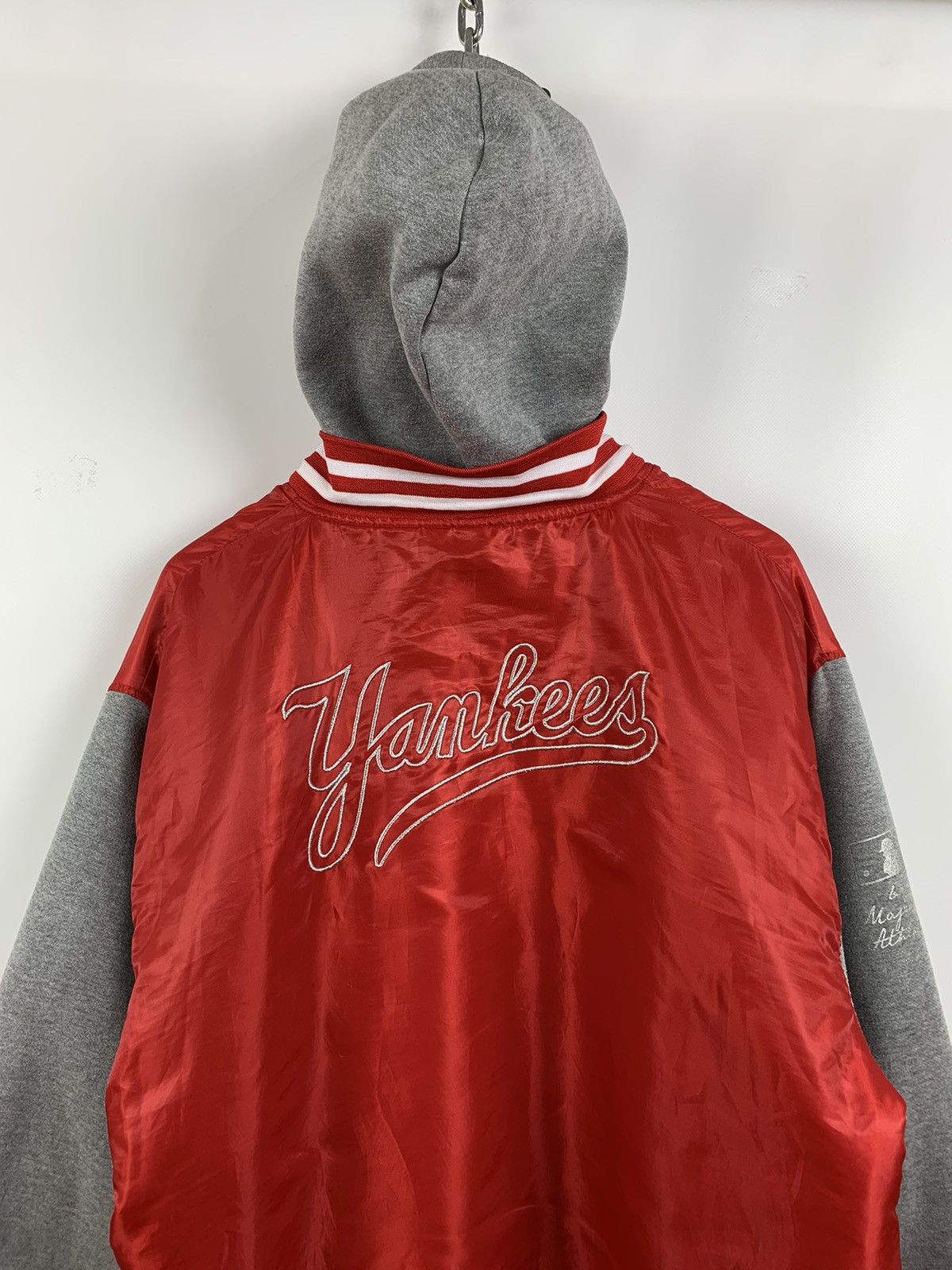 Majestic Vintage New York Yankees Majestic Varsity Hoodie Jacket Size US XL / EU 56 / 4 - 11 Thumbnail
