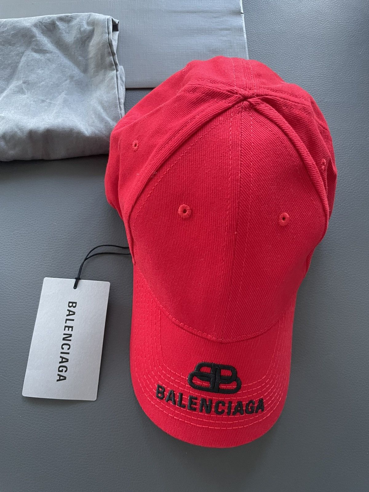 Balenciaga Rare Iconic Limited Edition Brand NEW Runway Logo Hat Size ONE SIZE - 5 Thumbnail