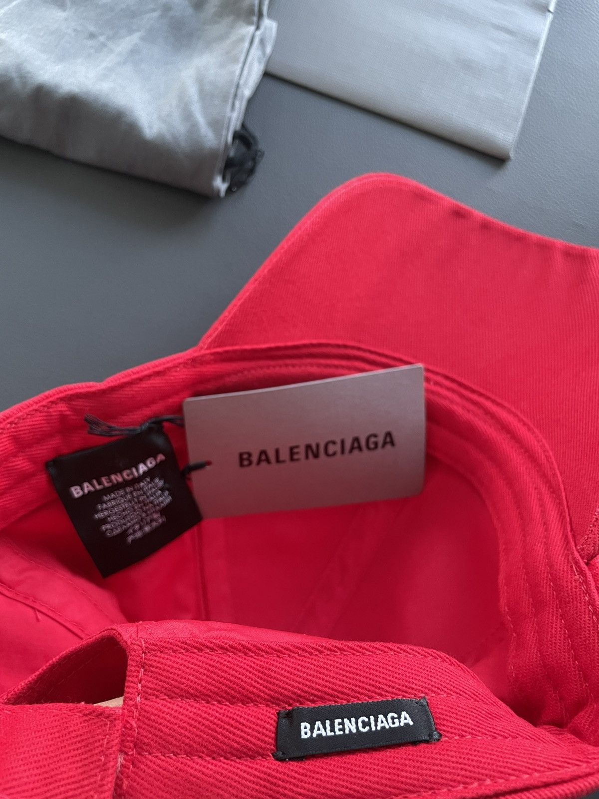 Balenciaga Rare Iconic Limited Edition Brand NEW Runway Logo Hat Size ONE SIZE - 8 Thumbnail