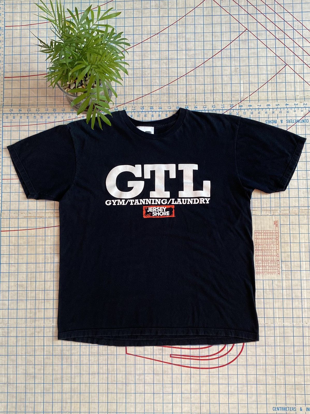 Mtv Jersey Shore GTL Gym Tan Laundry Tee Size Large MTV Size US L / EU 52-54 / 3 - 2 Thumbnail
