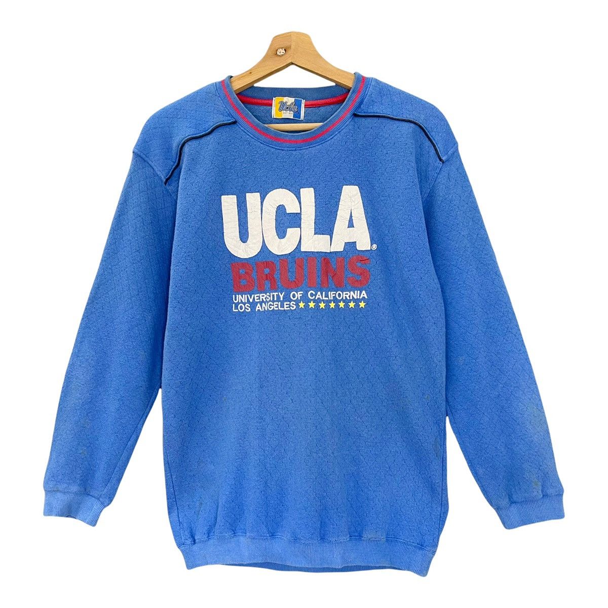 Japanese Brand Vintage 90s UCLA Bruins Big Logo Crewneck Sweatshirt Size M Size US M / EU 48-50 / 2 - 3 Thumbnail
