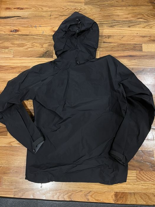 Arc'Teryx Arc'teryx Alpha SV Jacket / 24K Black | Grailed