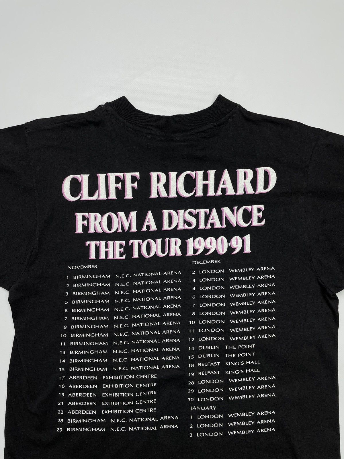 Band Tees × Vintage Vintage 1990 Cliff Richard From A Distance Tour Band T-Shirt Size US M / EU 48-50 / 2 - 4 Thumbnail
