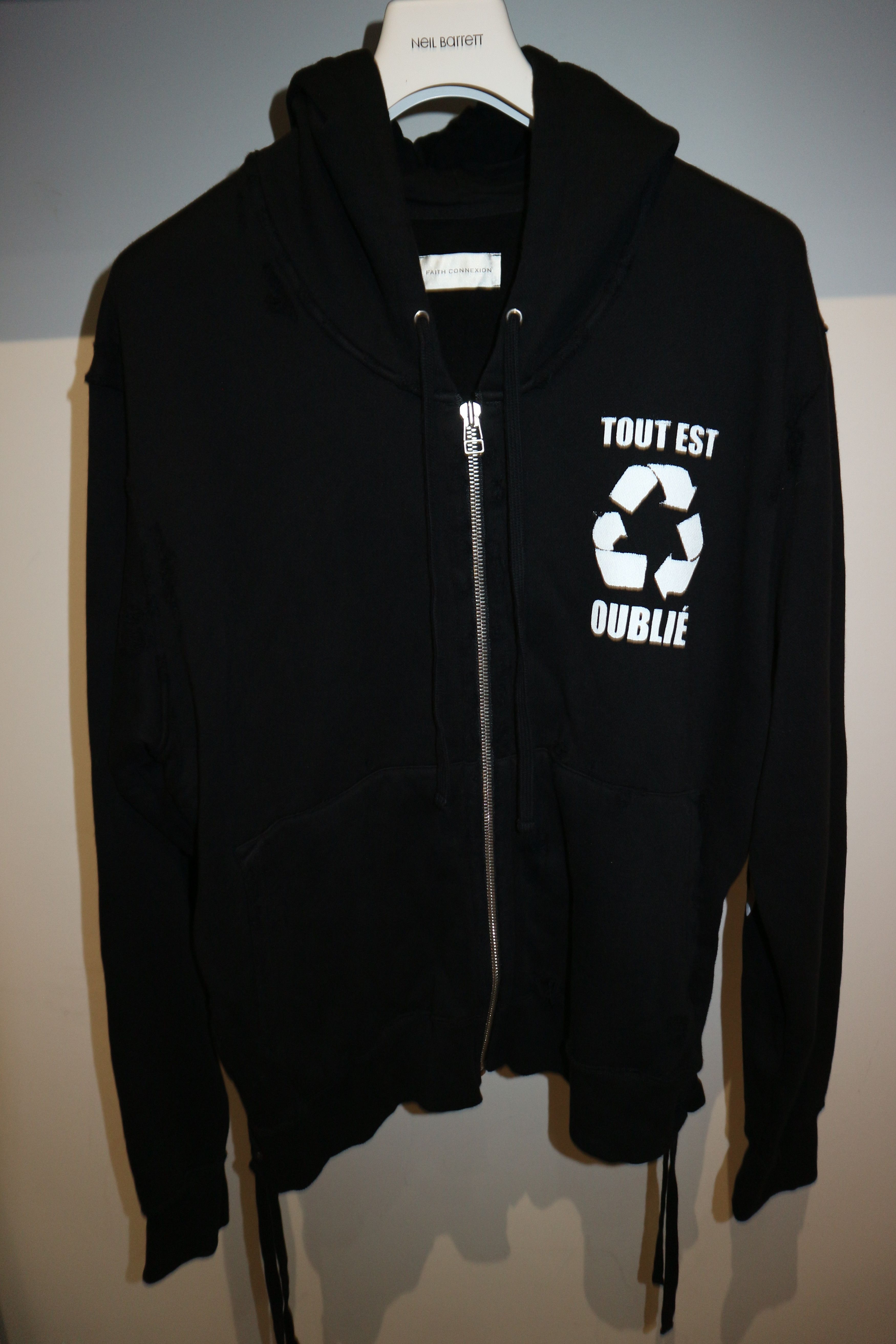 Oversized destroyhoodie
