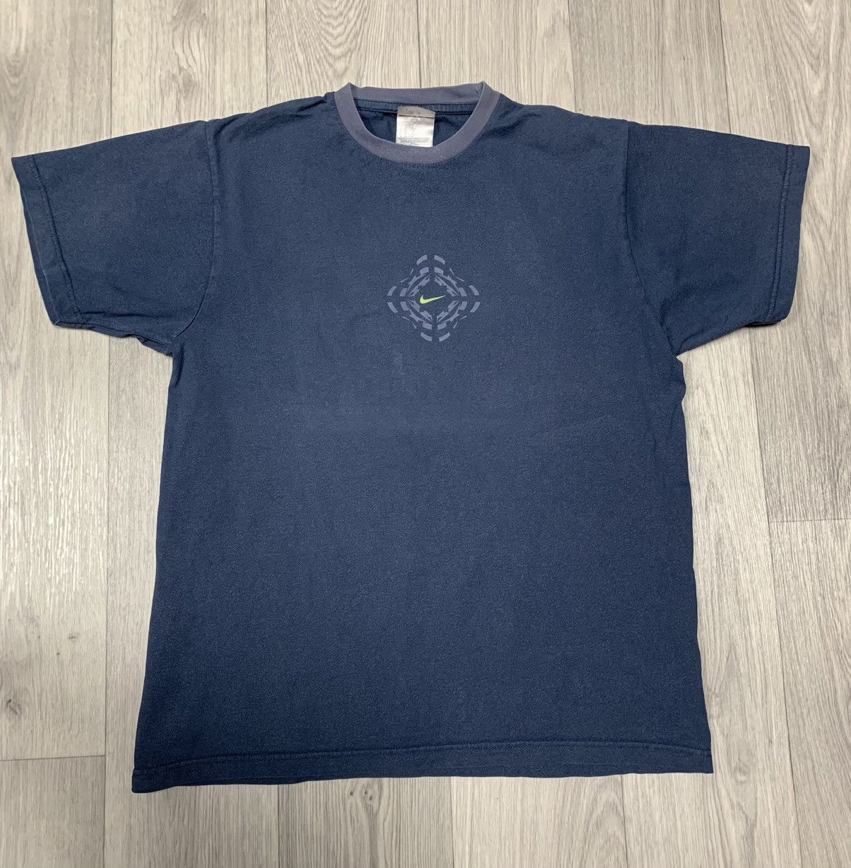 Nike × Vintage Nike Vintage T-shirt center Swoosh Size US M / EU 48-50 / 2 - 1 Thumbnail