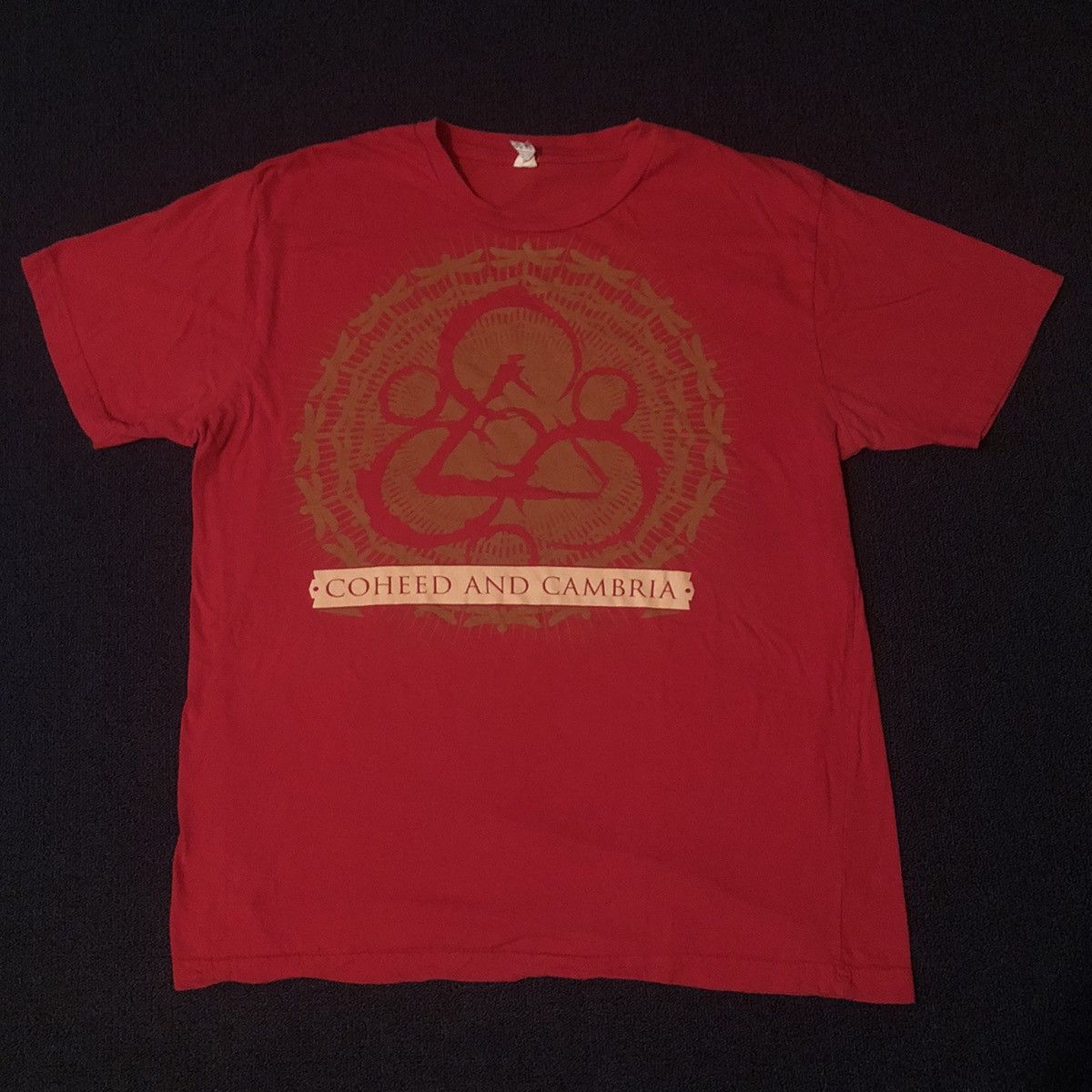 Band Tees Vintage 00s Coheed and Cambria No World For Tomorrow Tee Size US XL / EU 56 / 4 - 2 Thumbnail