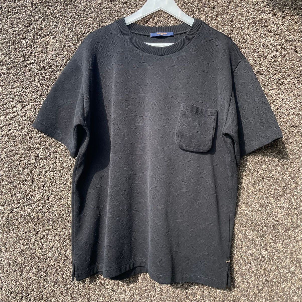 LV 3D Pocket Tee!!! Just got it dry cleaned!!! Size XXL!!!