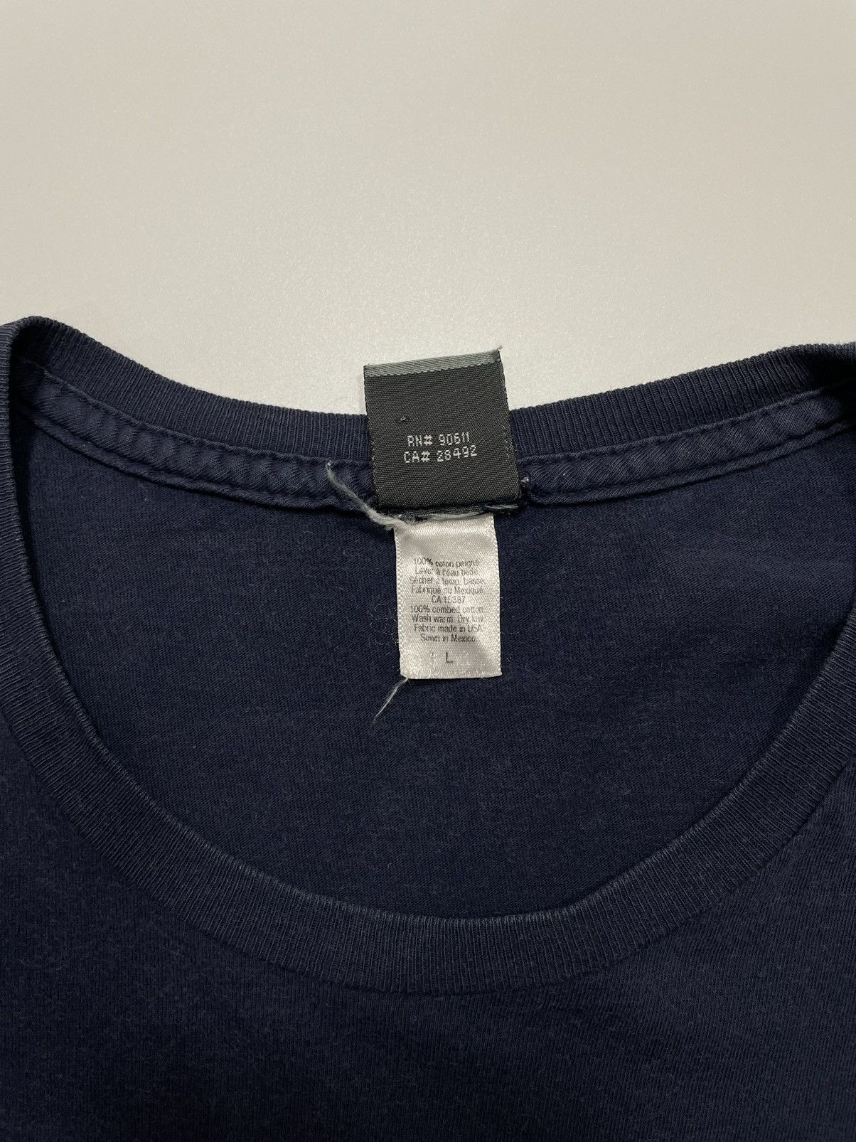 Freshjive × Vintage Vintage Freshjive y2k 90s shirt navy blue fairly sun faded Size US M / EU 48-50 / 2 - 4 Thumbnail