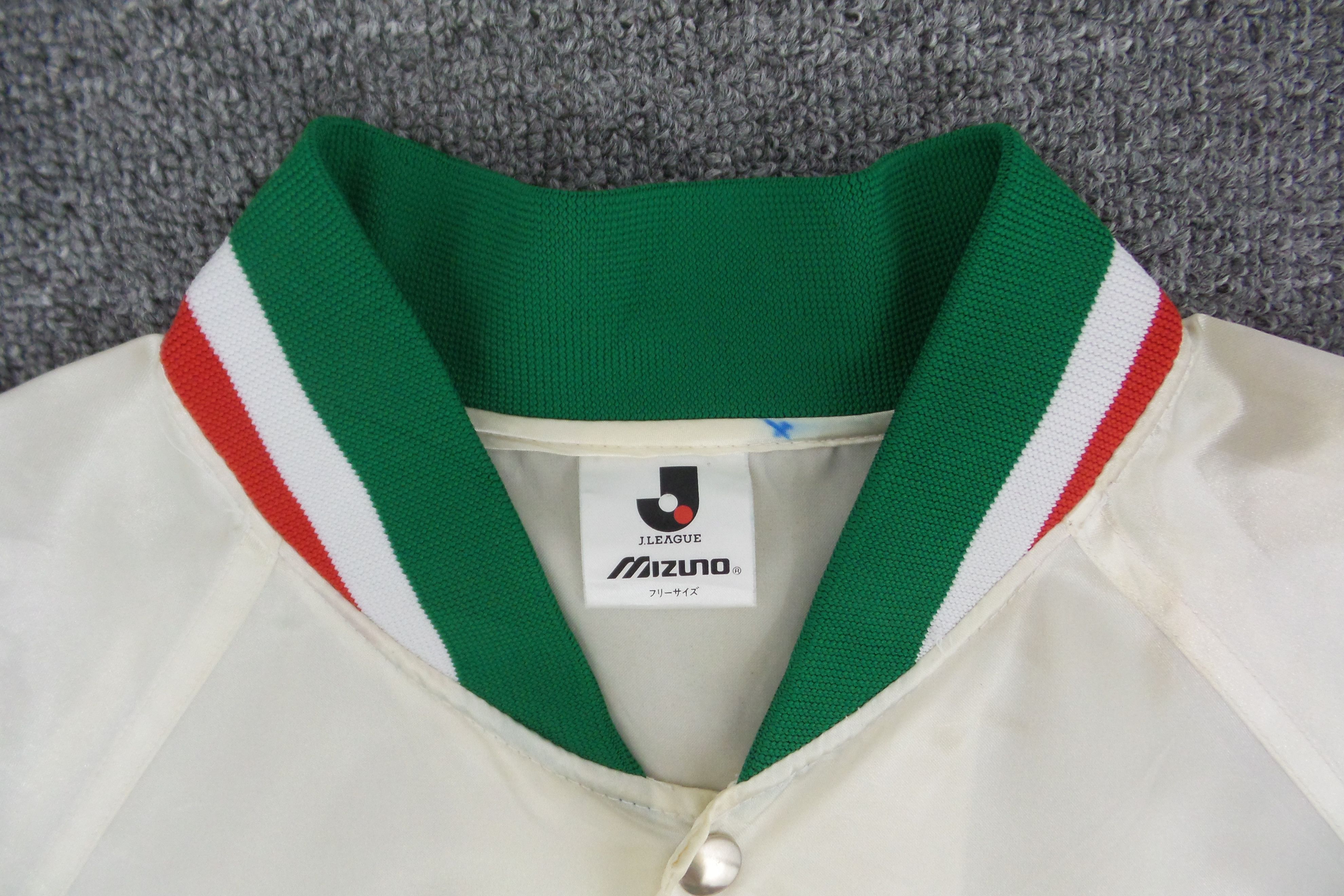 Japanese Brand × Mizuno × Vintage DISTRESSED Vintage Mizuno x J. League Jackets Size US XL / EU 56 / 4 - 2 Thumbnail