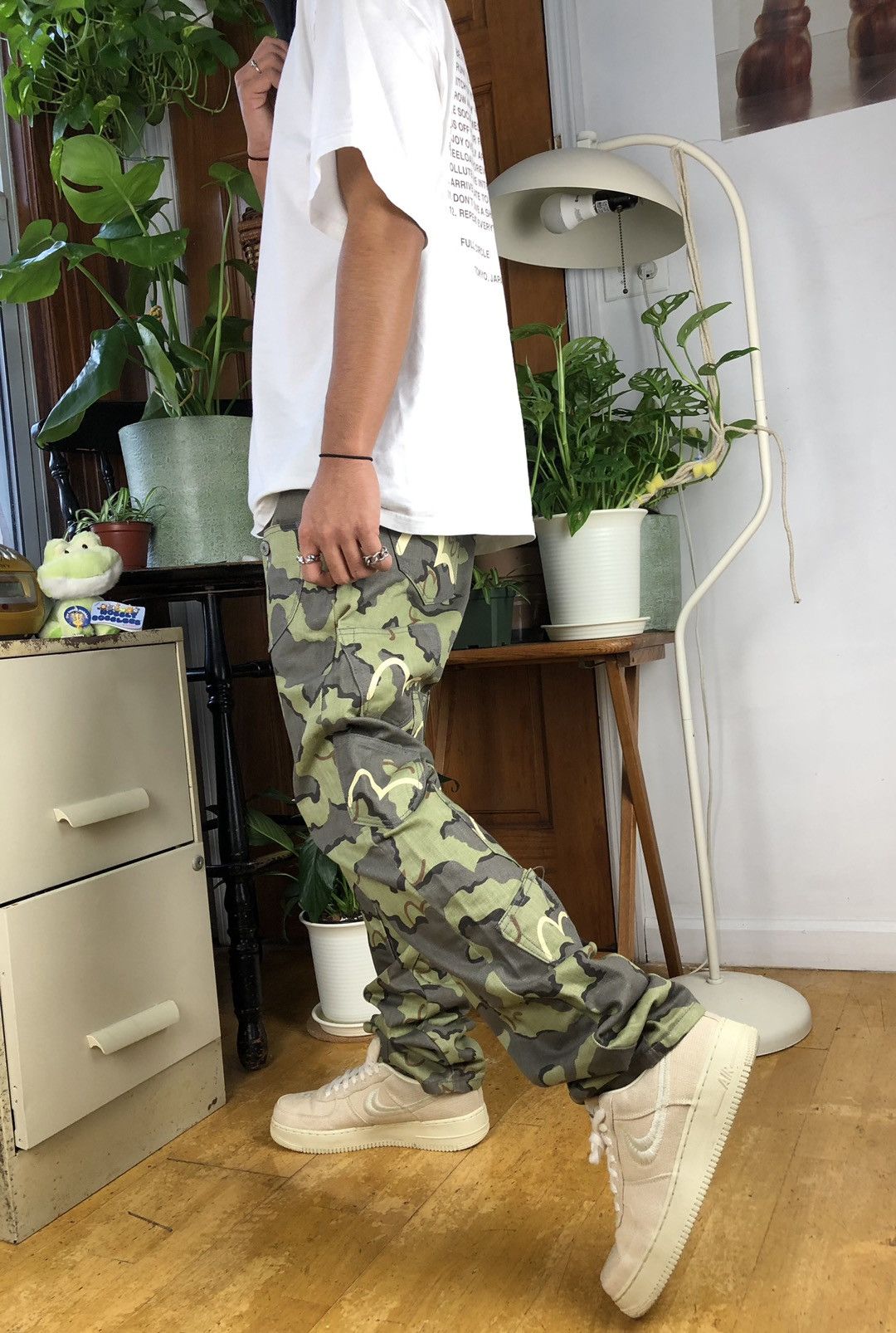 Evisu Vintage Camo Evisu Multi Pocket Jeans Size US 34 / EU 50 - 2 Thumbnail