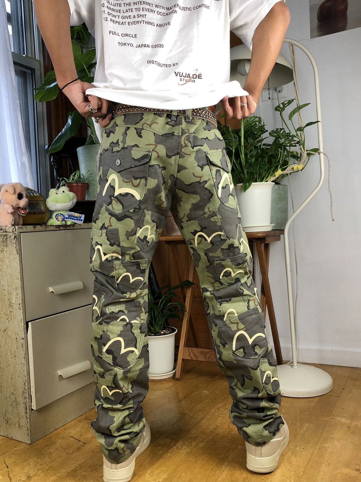 Evisu Vintage Camo Evisu Multi Pocket Jeans Size US 34 / EU 50 - 1 Thumbnail