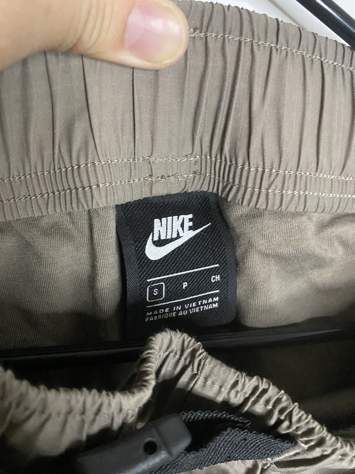 Nike Nike NSW Woven Nylon Pants (S) Size US 29 - 3 Thumbnail