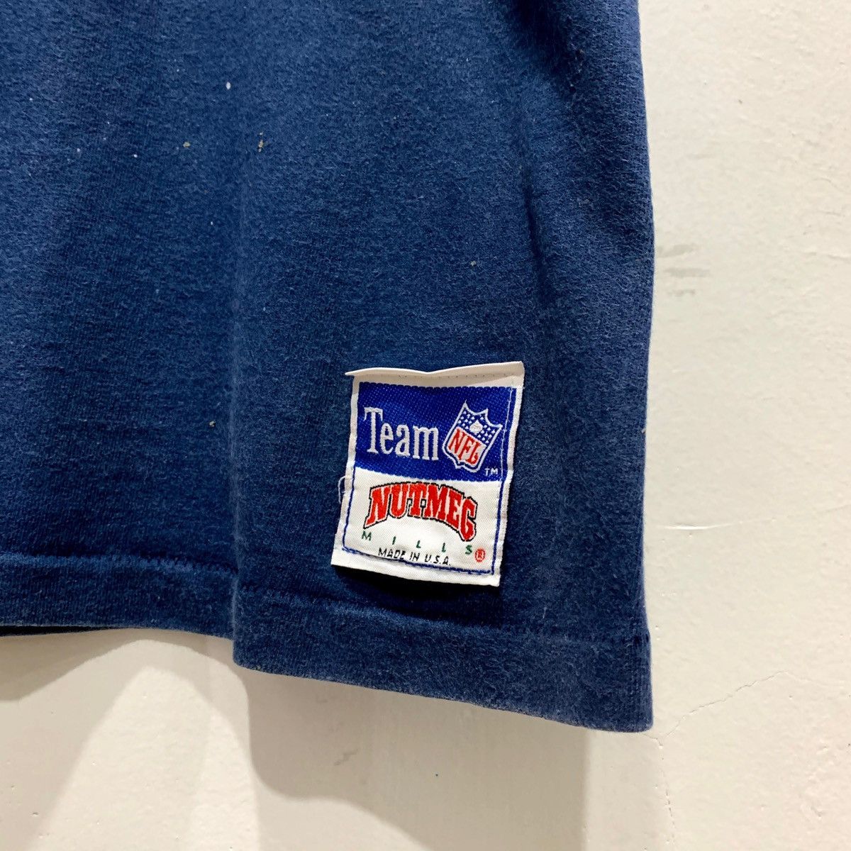 NFL × Nutmeg × Vintage NUTMEG MILLS Short Sleeve Tee Size XL Fits L Size US L / EU 52-54 / 3 - 5 Thumbnail