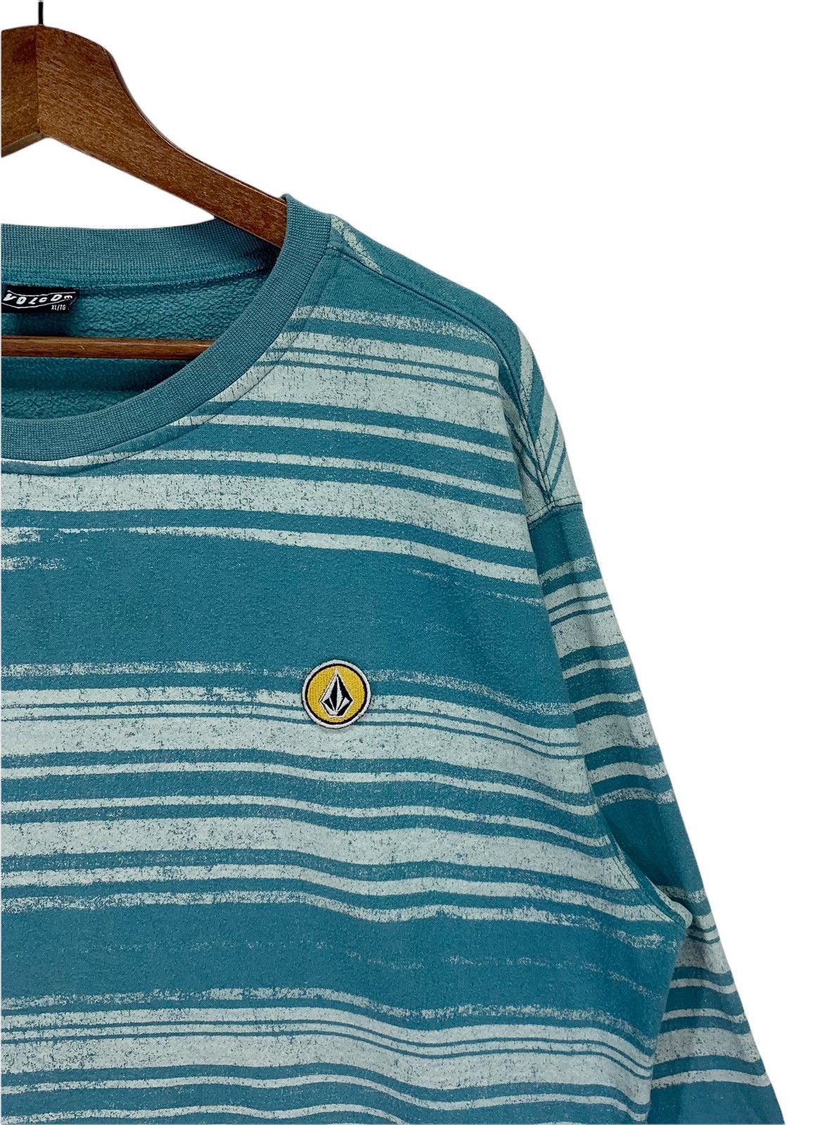 Vintage × Volcom Vintage Volcom Skateboard Crewneck Size US XL / EU 56 / 4 - 5 Thumbnail