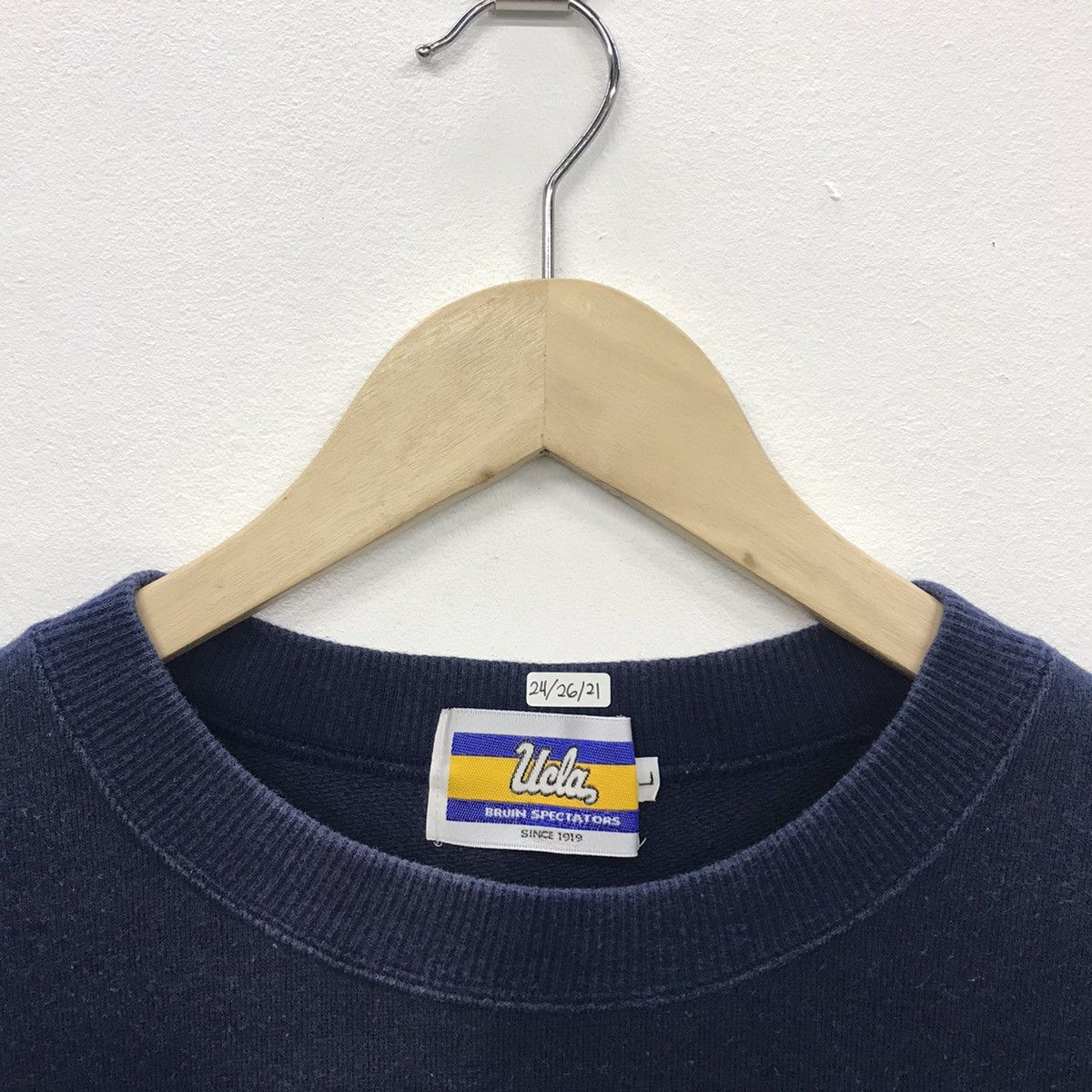Vintage Vintage UCLA big logo Sweatshirt Size US L / EU 52-54 / 3 - 3 Thumbnail