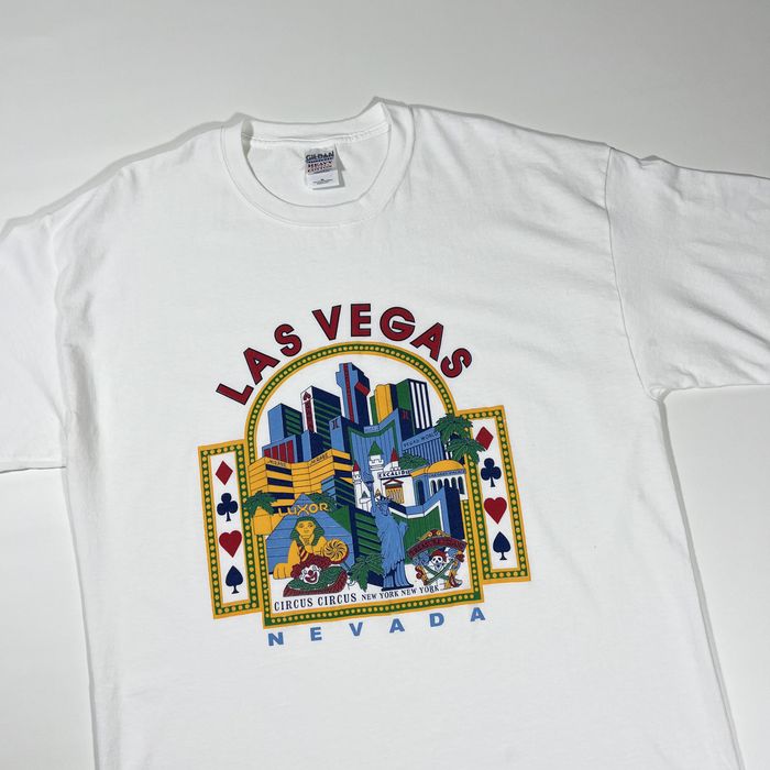 Gildan Vintage Y2K Las Vegas Nevada Hotel Tourist Souvenir T Shirt ...