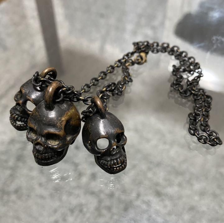 Pain necklace hot sale