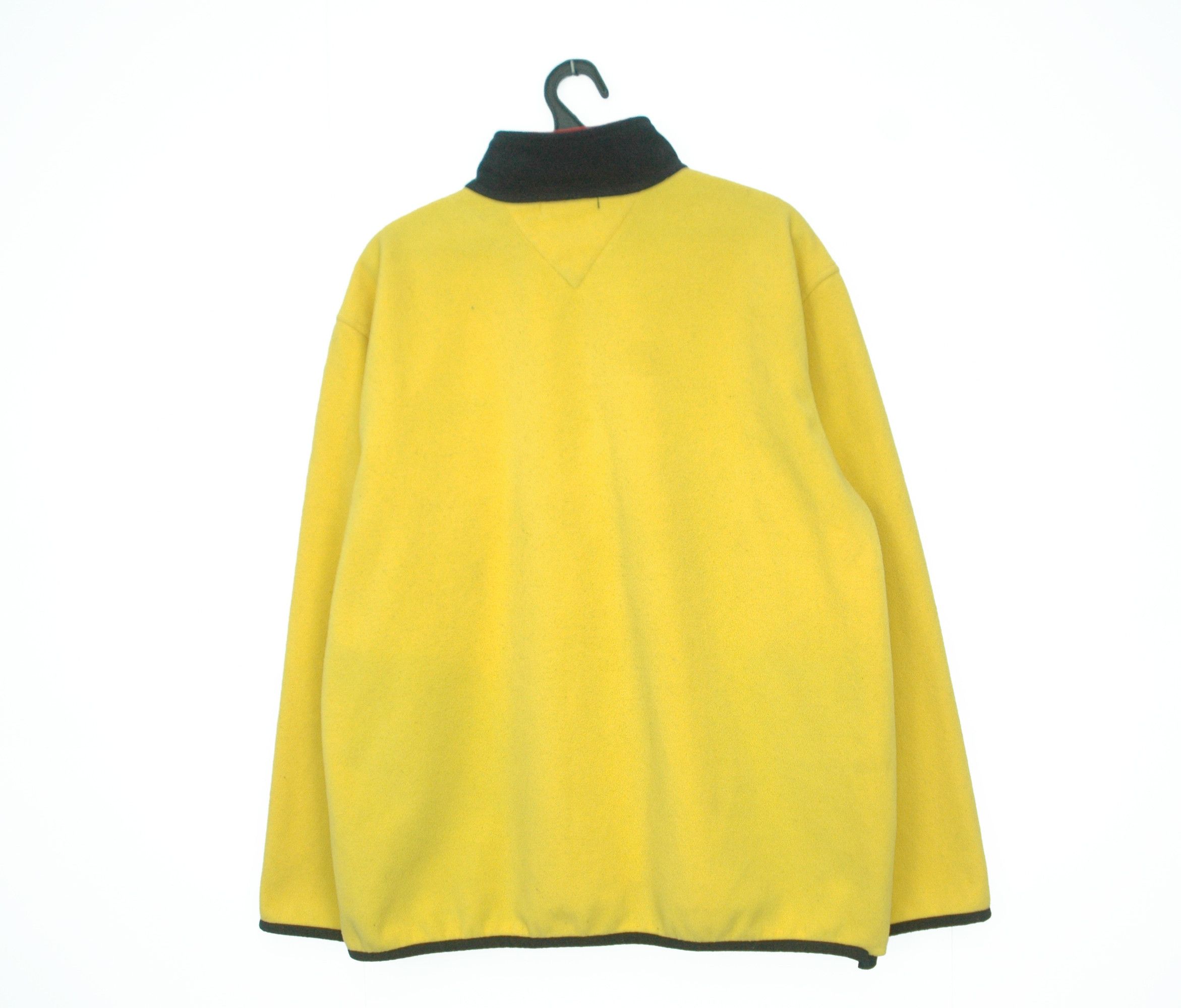 Tommy Hilfiger Vintage 2001 Tommy Hilfiger Pullover Fleece Size US L / EU 52-54 / 3 - 9 Thumbnail