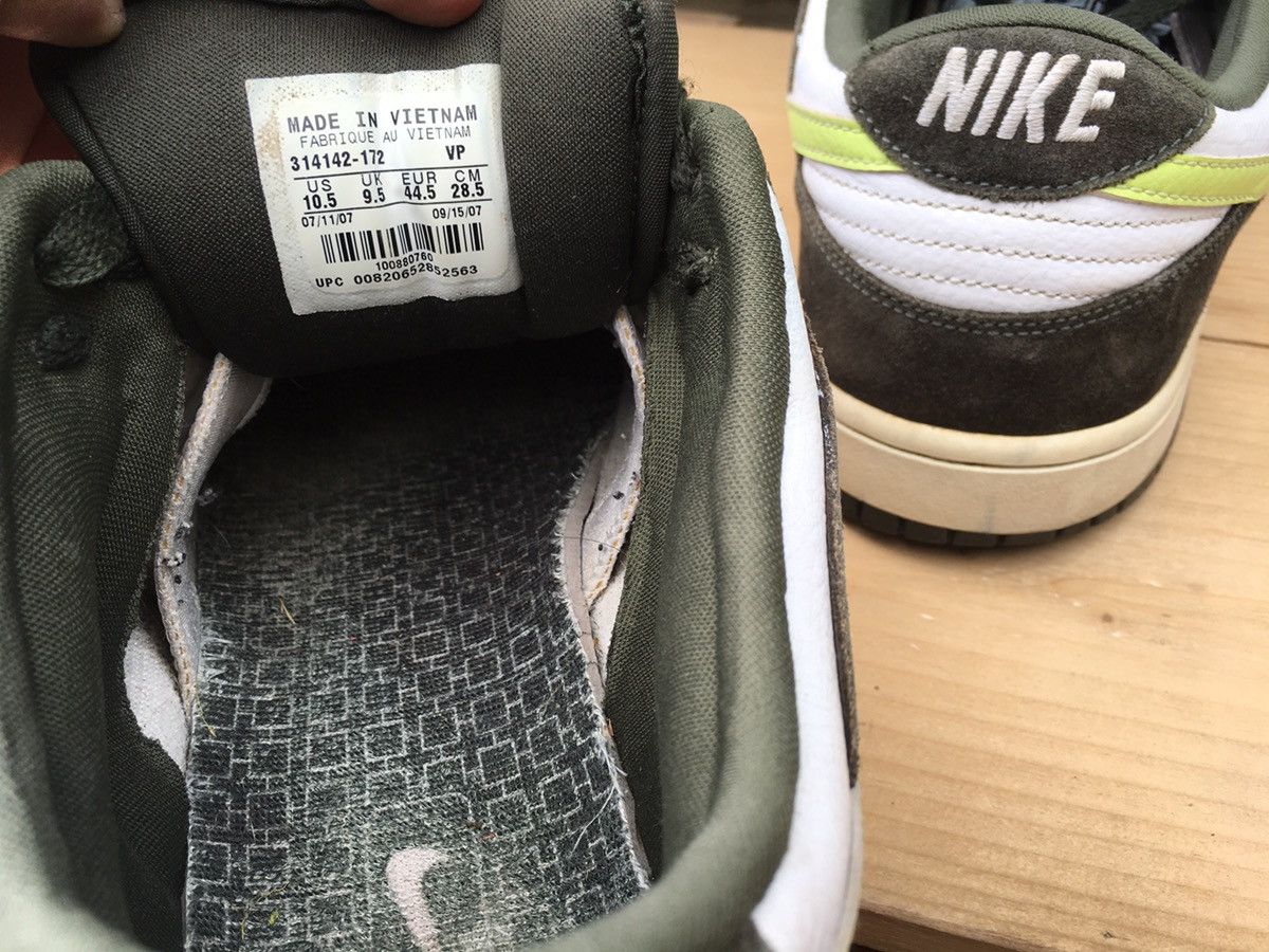 Nike Rare 2007 Nike Dunk Low Black White Volt 6.0 Size US 10.5 / EU 43-44 - 9 Thumbnail