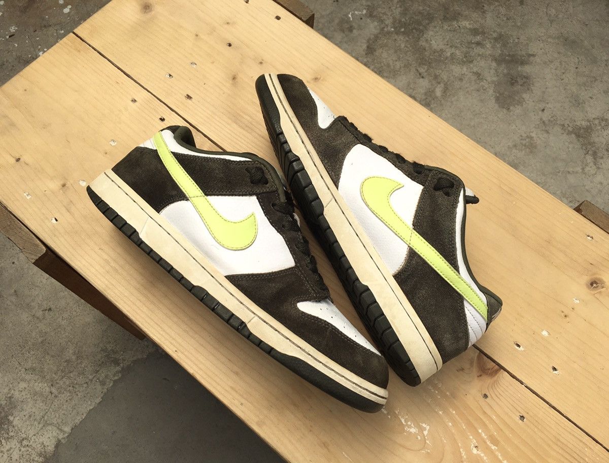 Nike Rare 2007 Nike Dunk Low Black White Volt 6.0 Size US 10.5 / EU 43-44 - 13 Thumbnail