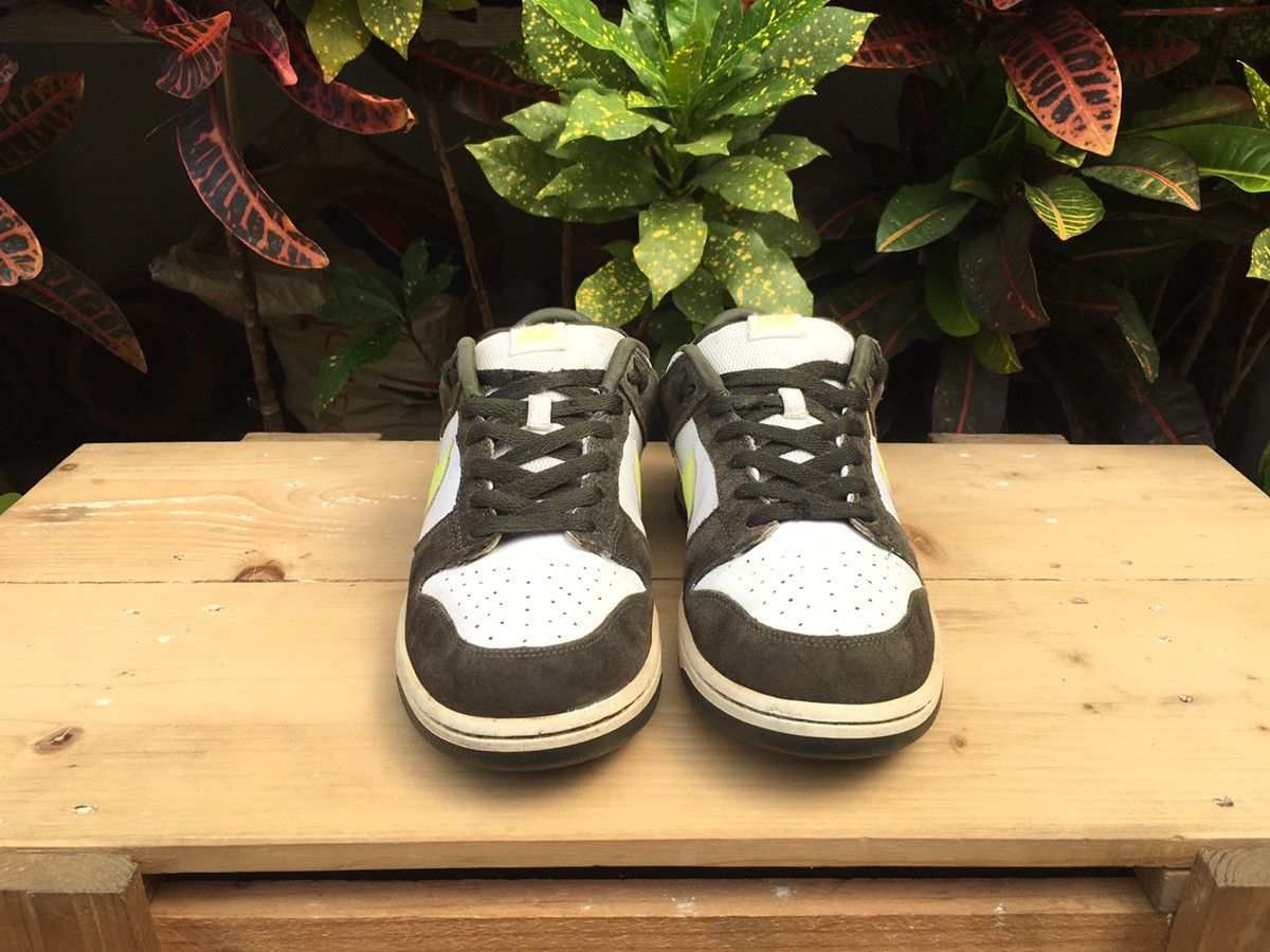 Nike Rare 2007 Nike Dunk Low Black White Volt 6.0 Size US 10.5 / EU 43-44 - 6 Thumbnail