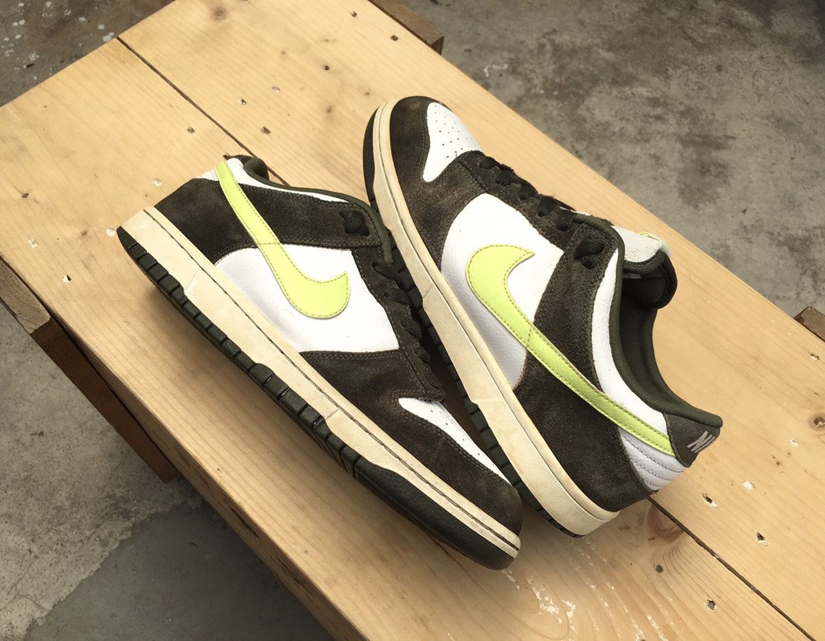 Nike Rare 2007 Nike Dunk Low Black White Volt 6.0 Size US 10.5 / EU 43-44 - 14 Thumbnail