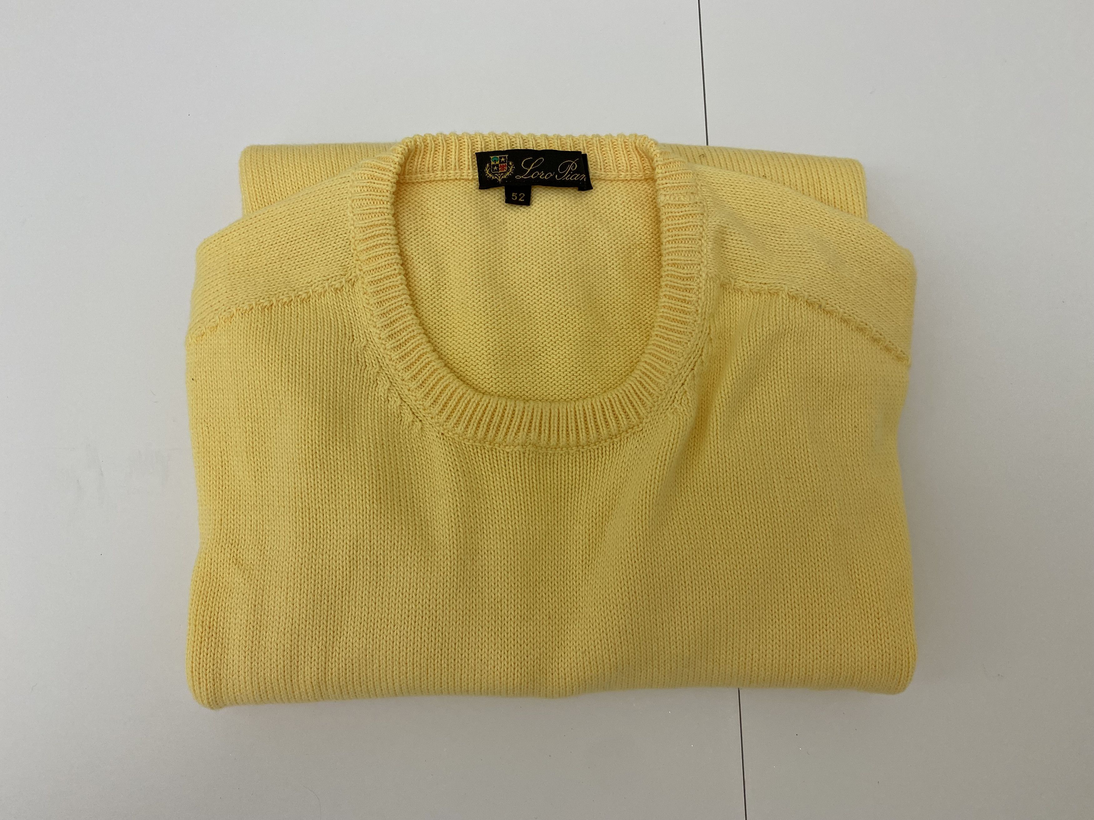 COTTON crewneck sweater EU 52 US 44 stains