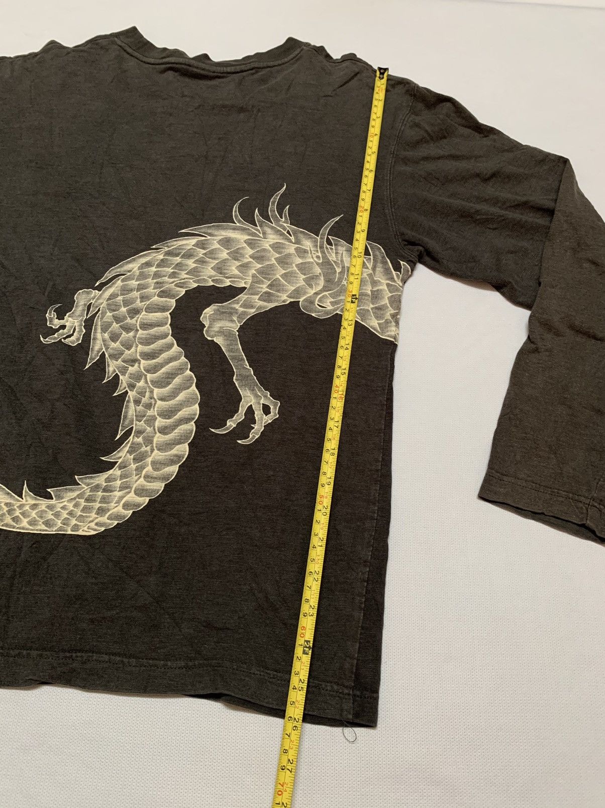 Japanese Brand Long Sleeve Tshirt - Vintage Dragon Tshirt Size US L / EU 52-54 / 3 - 12 Thumbnail