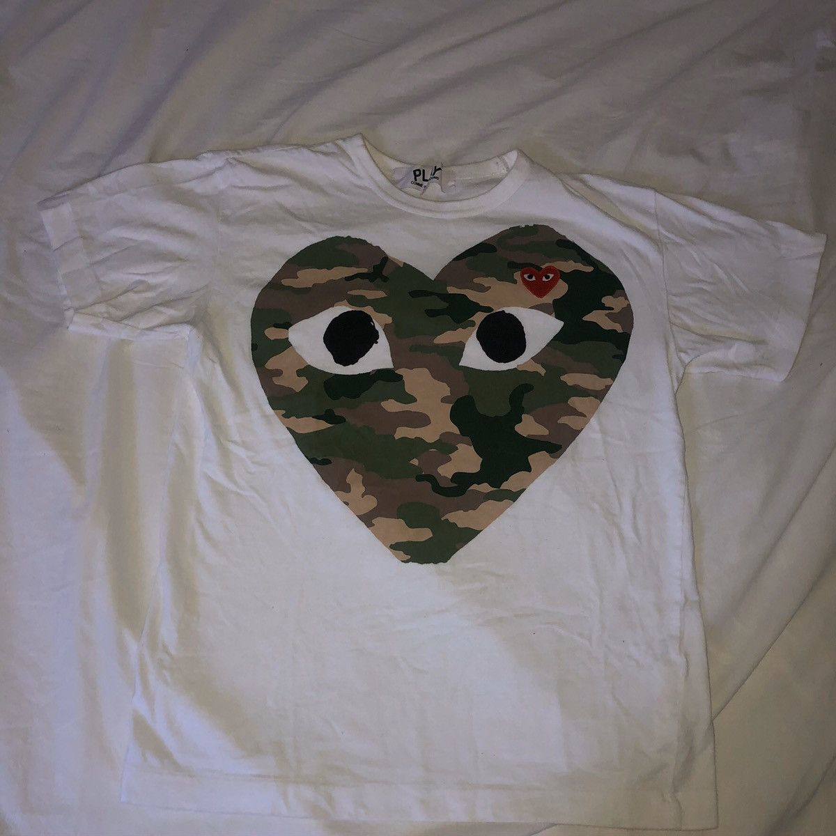 Comme Des Garcons Play Cdg Camo Hearts Tee | Grailed