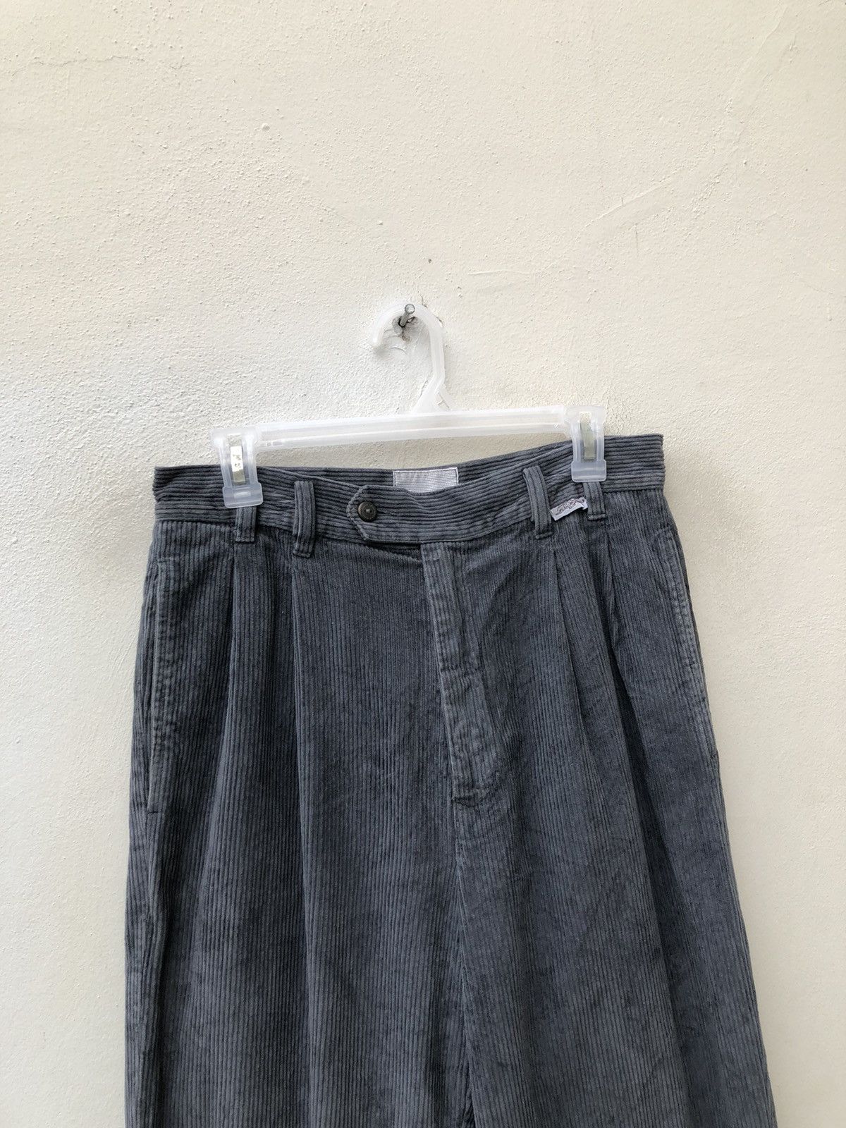 Krizia Uomo Vintage 90s Krizia Uomo Faded Grey Corduroy Trouser Pant Size US 30 / EU 46 - 7 Thumbnail