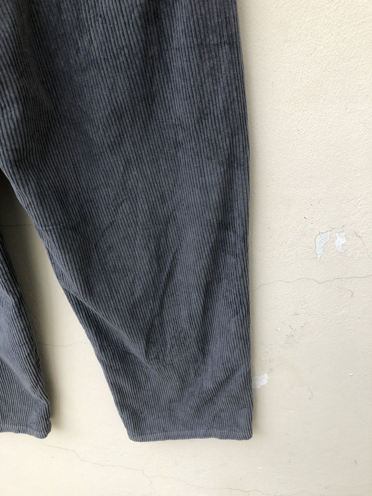 Krizia Uomo Vintage 90s Krizia Uomo Faded Grey Corduroy Trouser Pant Size US 30 / EU 46 - 18 Thumbnail