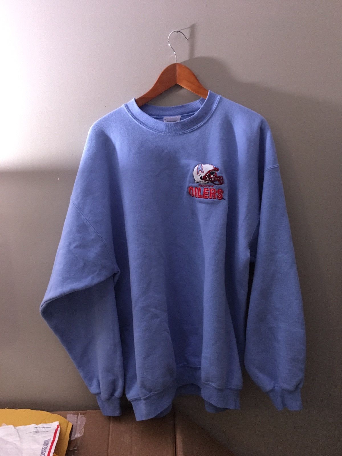 Vintage HOUSTON OILERS BLUE EMBROIDERED CREW NECK SWEATSHIRT | Grailed