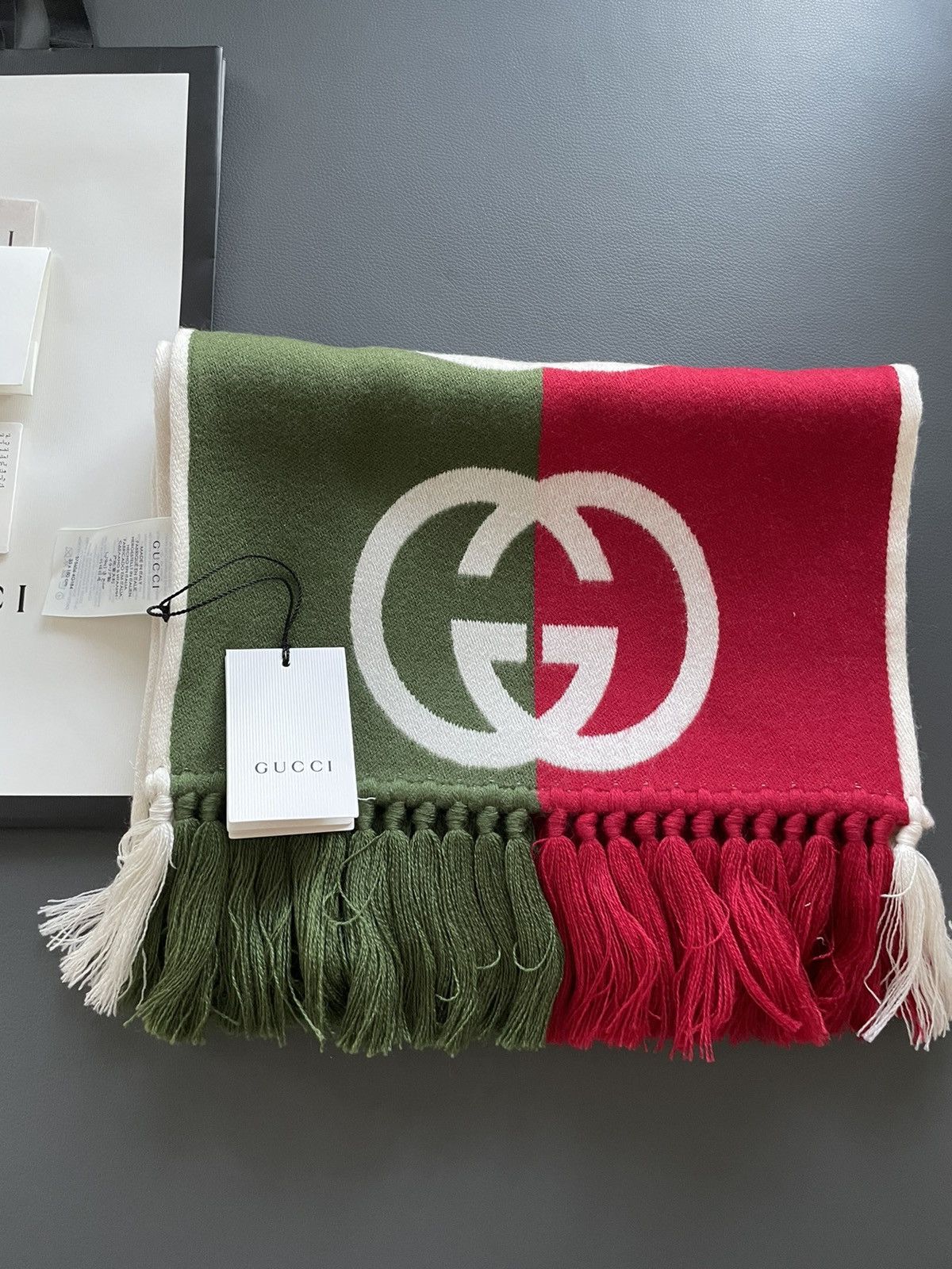 Gucci Super Runway Limited Edition GG Logo Gucci Wool Scarf Size ONE SIZE - 14 Thumbnail