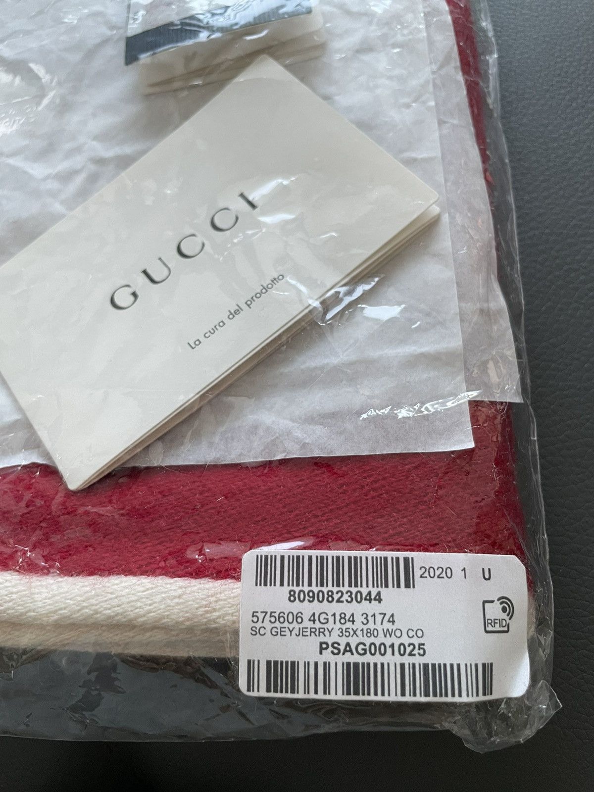 Gucci Super Runway Limited Edition GG Logo Gucci Wool Scarf Size ONE SIZE - 17 Thumbnail