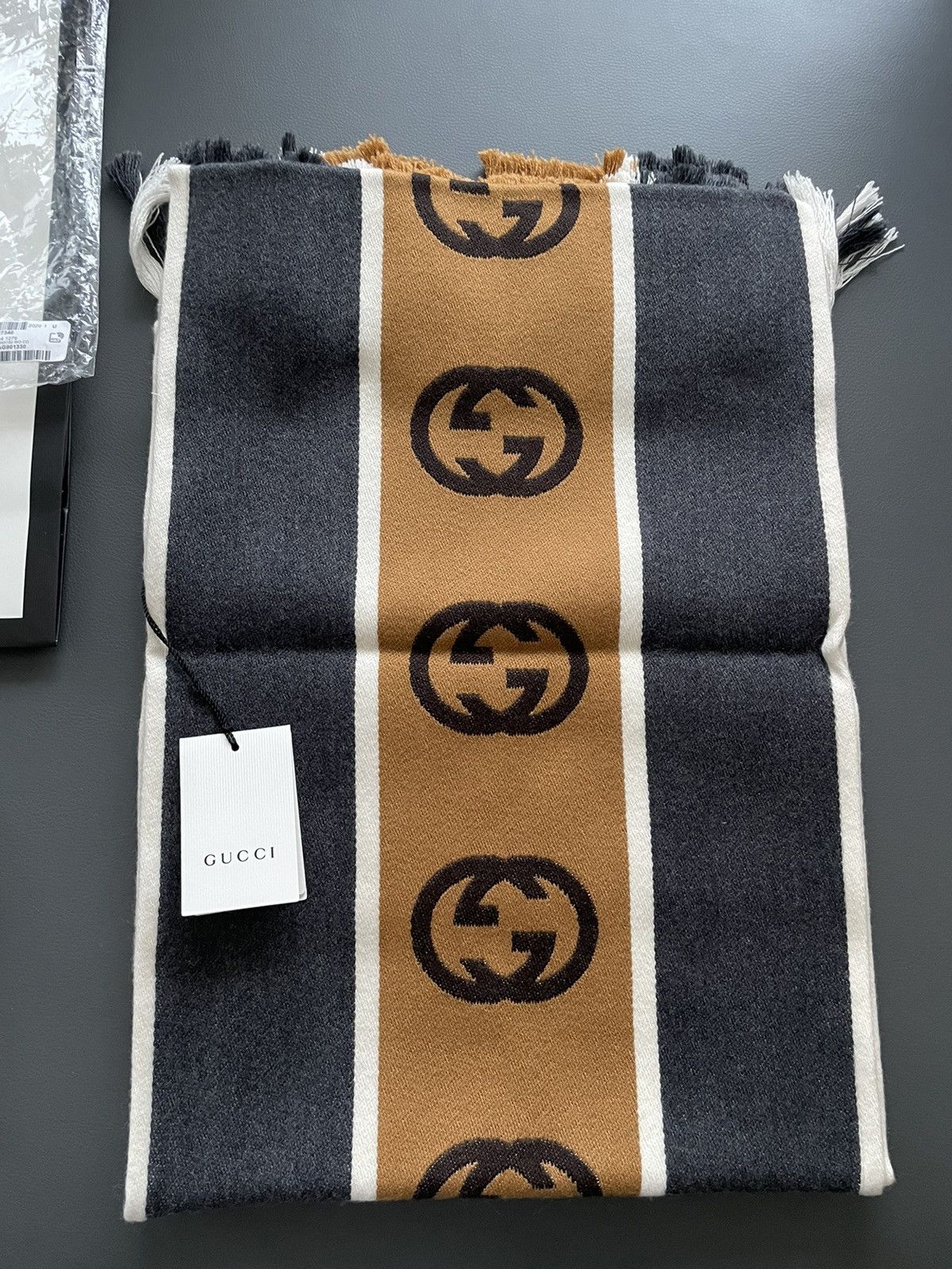 Gucci Runway Limited Edition GG Logo Gucci Scarf Brand New Size ONE SIZE - 19 Thumbnail