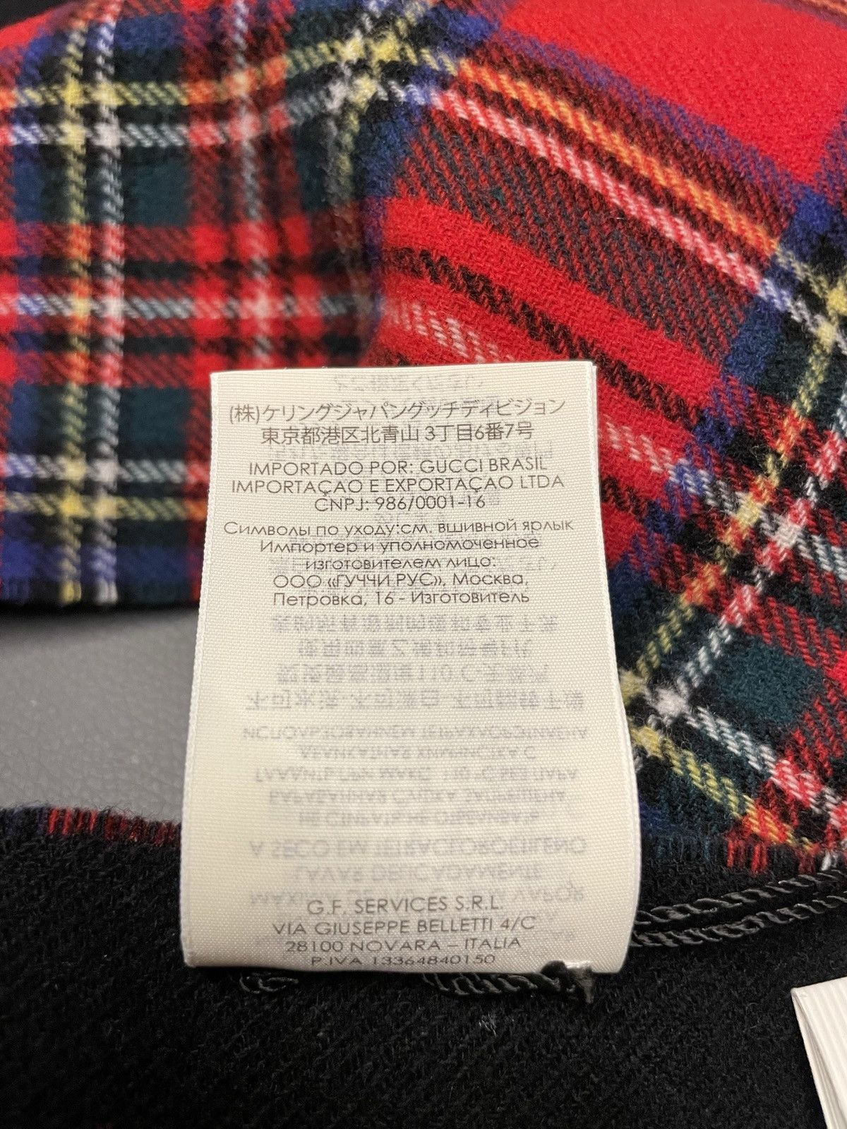 Gucci Brand NEW Limited Edition Gucci Logo Cashmere Runway Scarf Size ONE SIZE - 12 Thumbnail