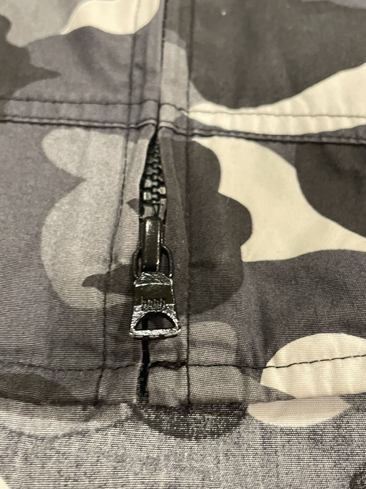 Bape RARE Bape Camo Zip Up Hoodie Ape Head Logo Sweatshirt Size US S / EU 44-46 / 1 - 6 Thumbnail