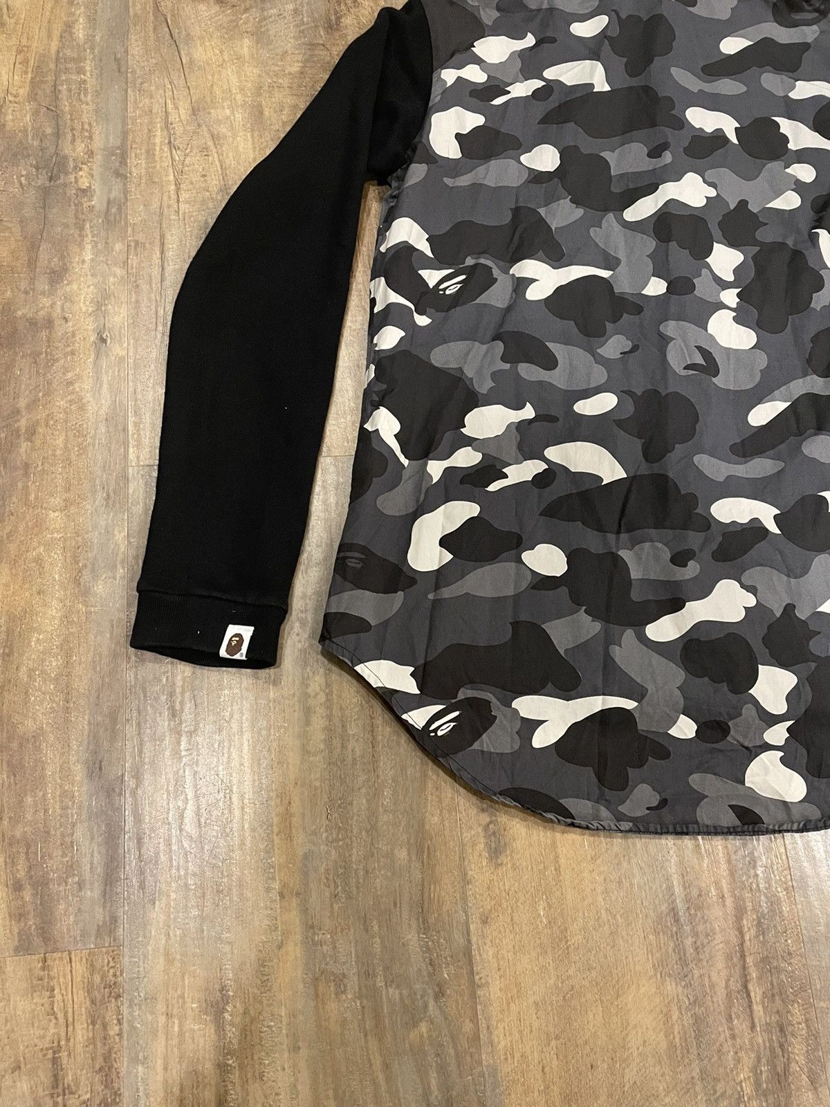 Bape RARE Bape Camo Zip Up Hoodie Ape Head Logo Sweatshirt Size US S / EU 44-46 / 1 - 11 Thumbnail