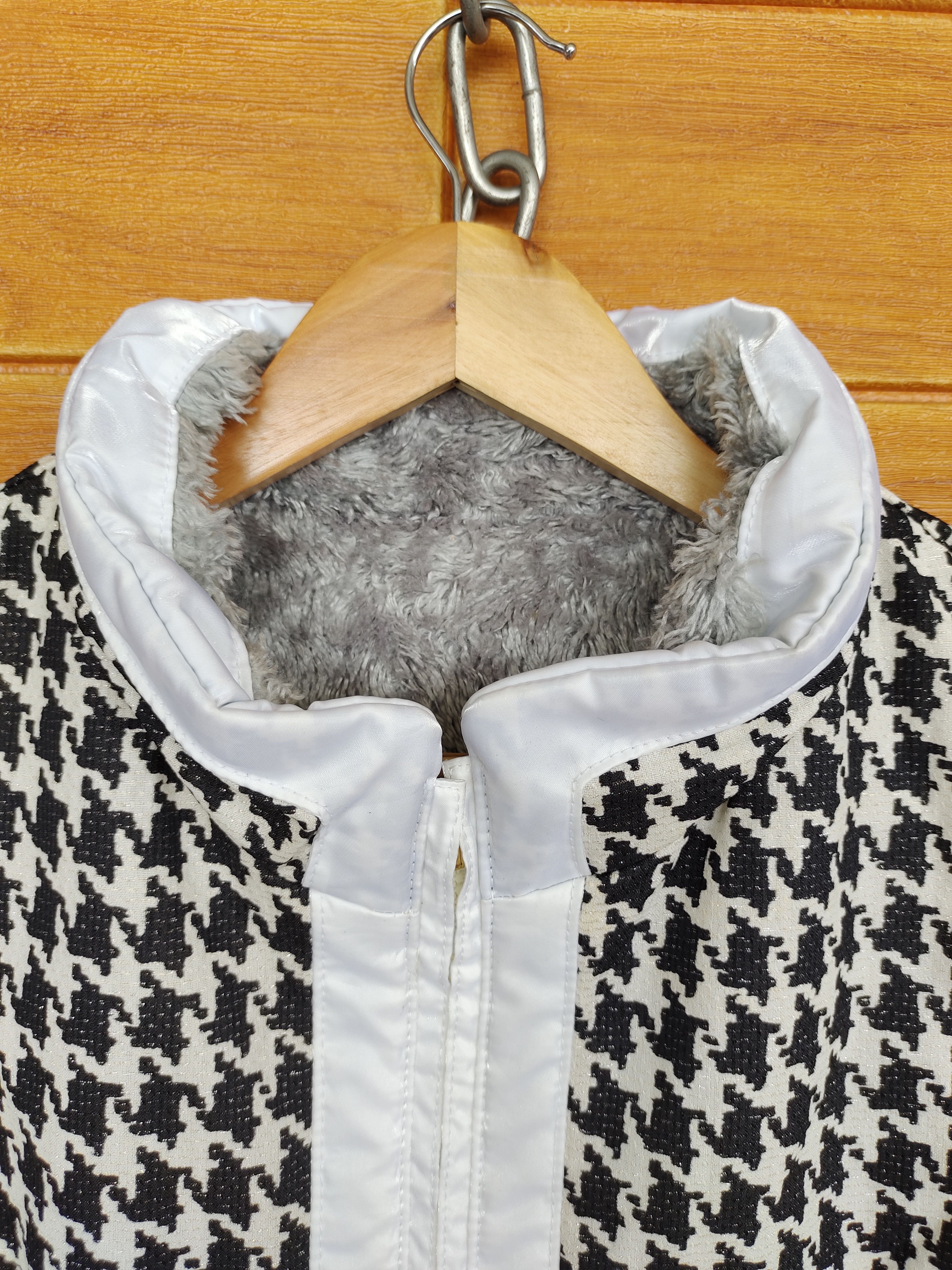 Ellesse Vintage 90s ELLESSE Perugia Italy Bear Reversible Vest Size US S / EU 44-46 / 1 - 3 Thumbnail