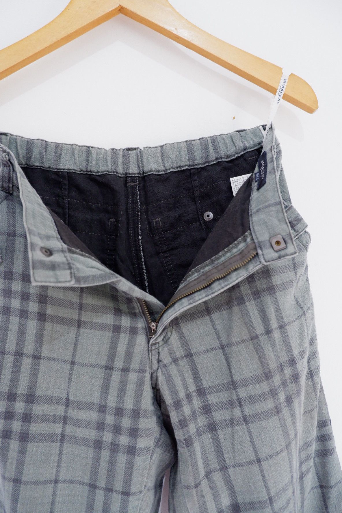 Burberry × Vintage Vintage Burberry Green Nova Check Pants Size US 28 / EU 44 - 7 Thumbnail