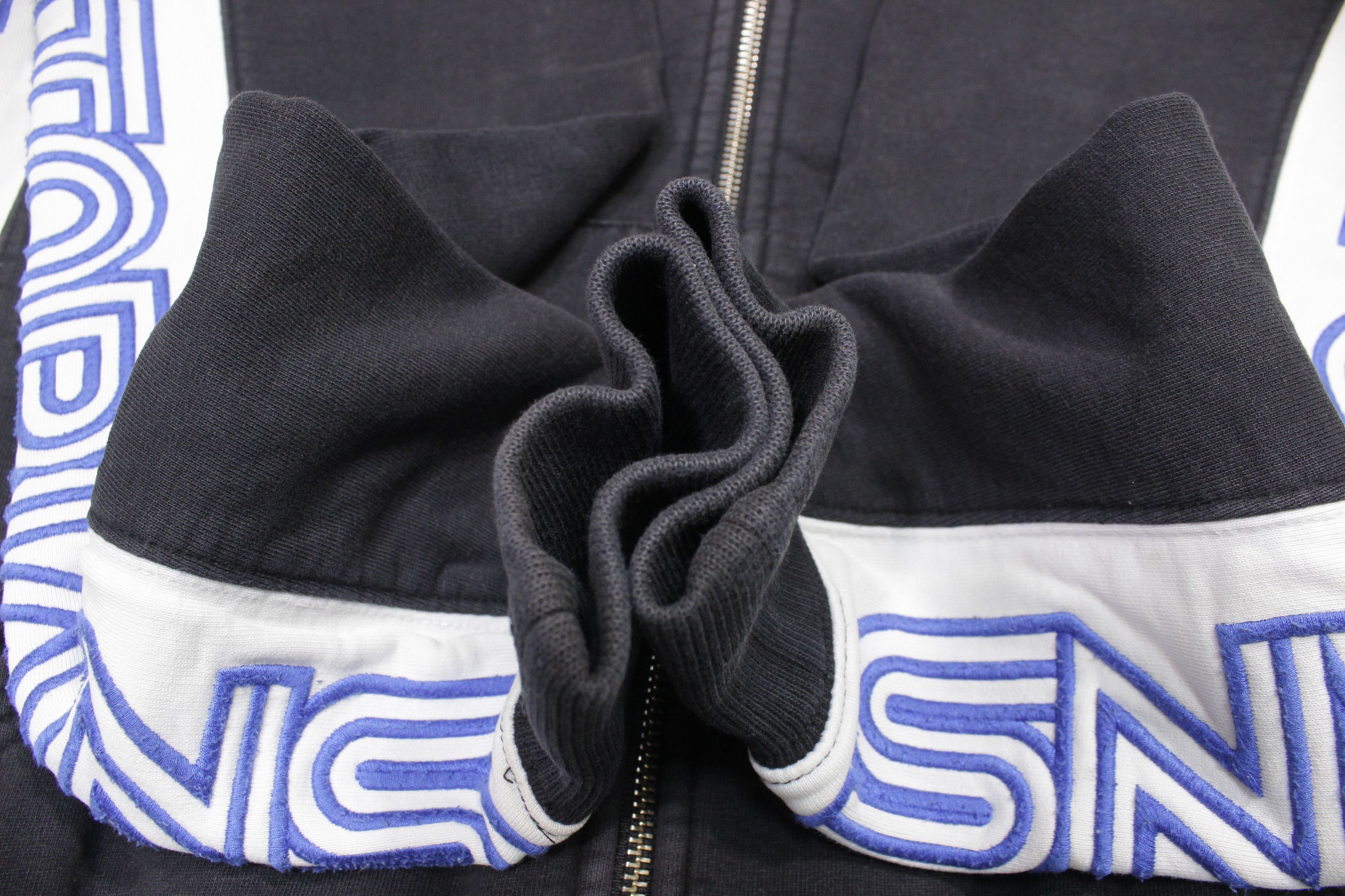 Palace Utopians Sport Zip Hoodie Distressed Size US S / EU 44-46 / 1 - 7 Thumbnail