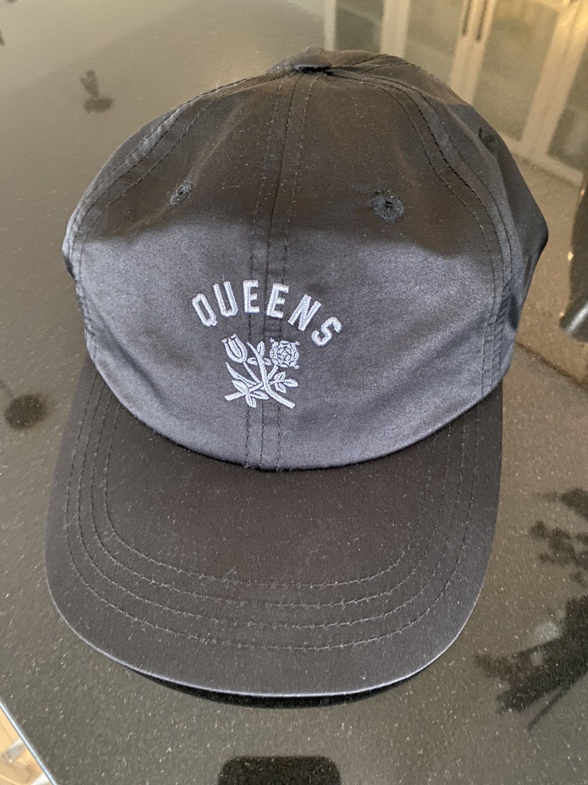 Aime Leon Dore Aime Leon Dore Satin Queens Crest Hat Black | Grailed