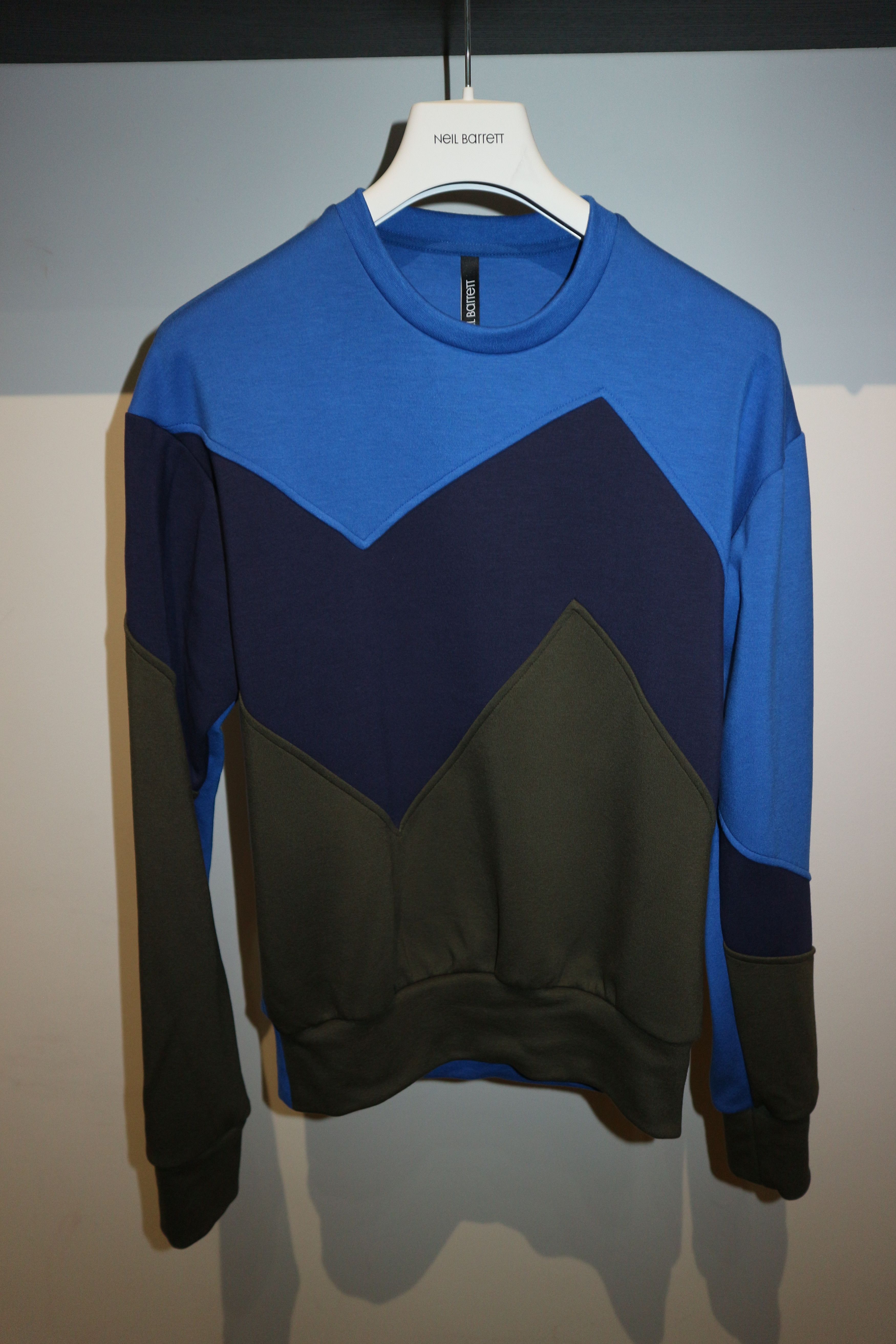 Neil Barrett Modernist neoprene sweatshirt Size US M / EU 48-50 / 2 - 1 Thumbnail