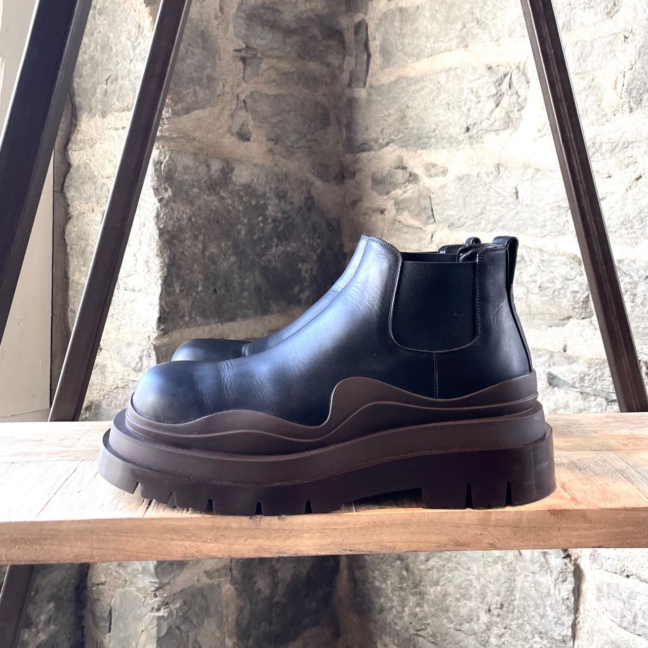 Bottega Veneta Bottega Venetta Black Leather Low Tire Chelsea Boots Size US 10 / EU 43 - 5 Thumbnail