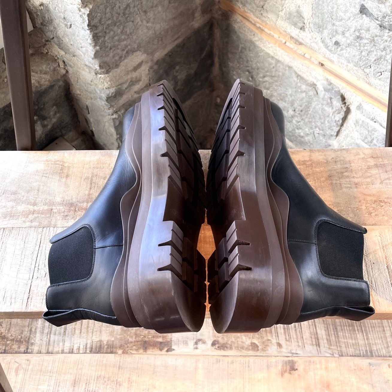 Bottega Veneta Bottega Venetta Black Leather Low Tire Chelsea Boots Size US 10 / EU 43 - 6 Thumbnail