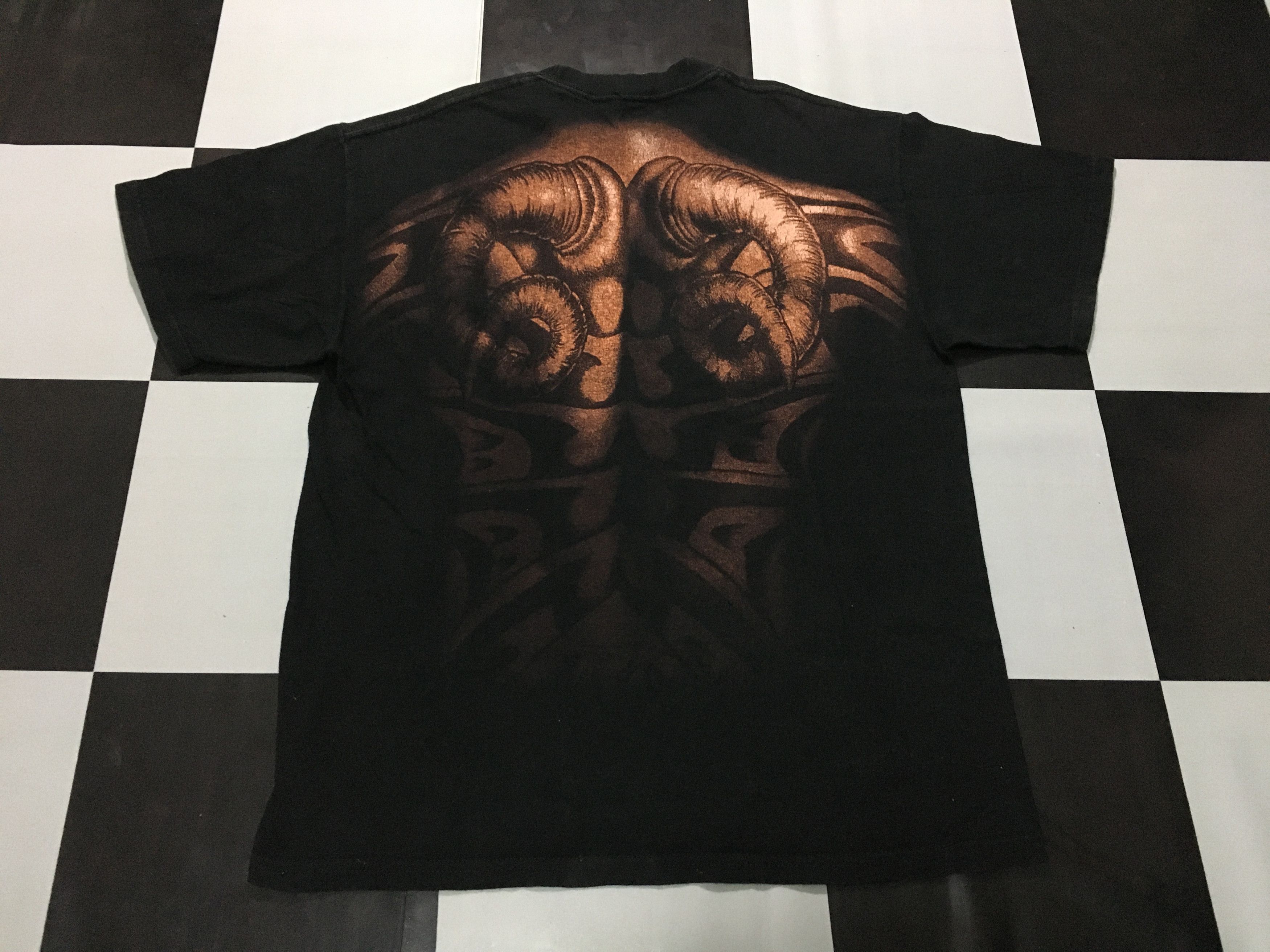 Movie × Rare × Vintage ? Rare Vintage Red Dragon Shirt Before the 