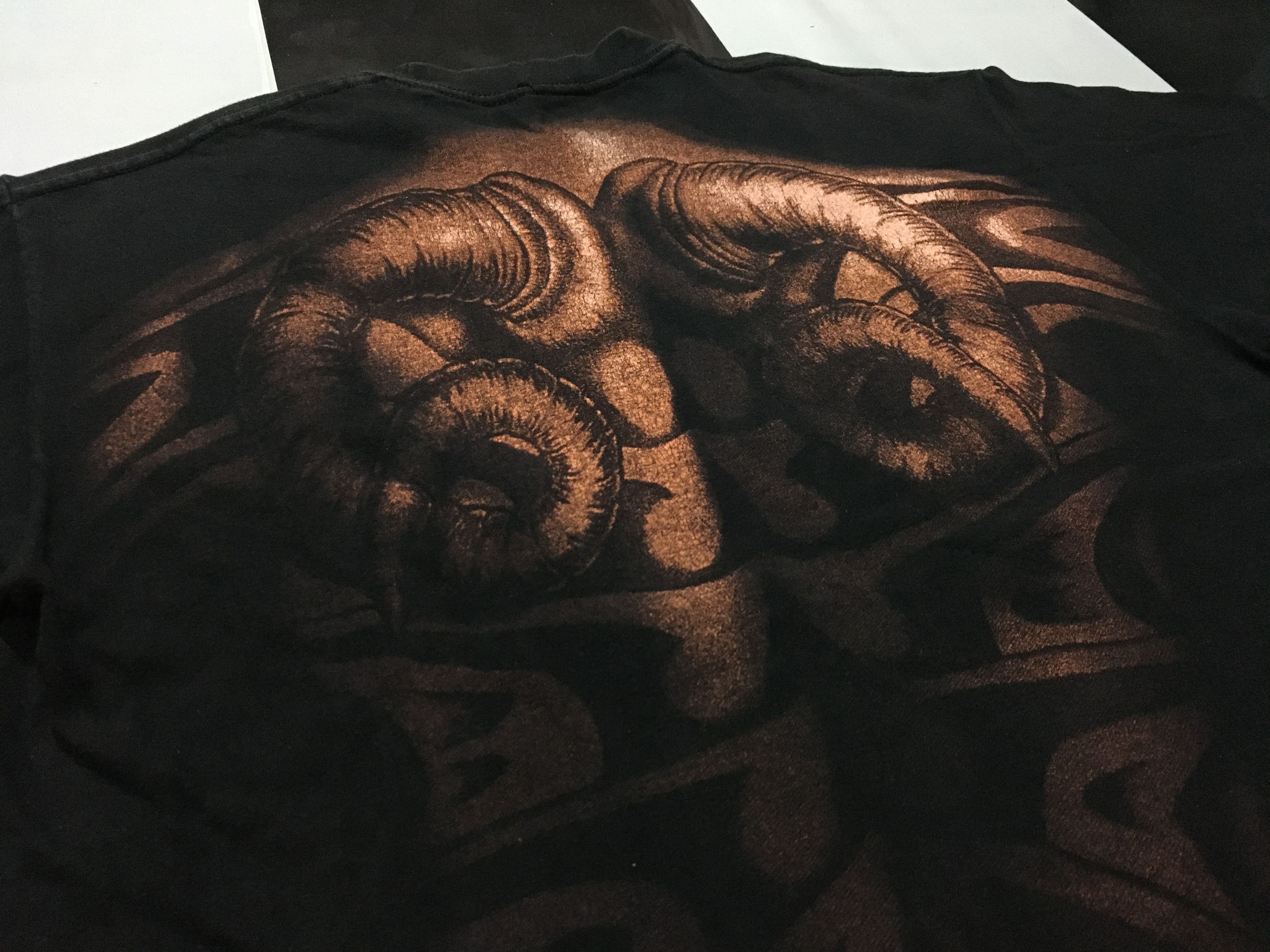 Movie × Rare × Vintage ? Rare Vintage Red Dragon Shirt Before the 