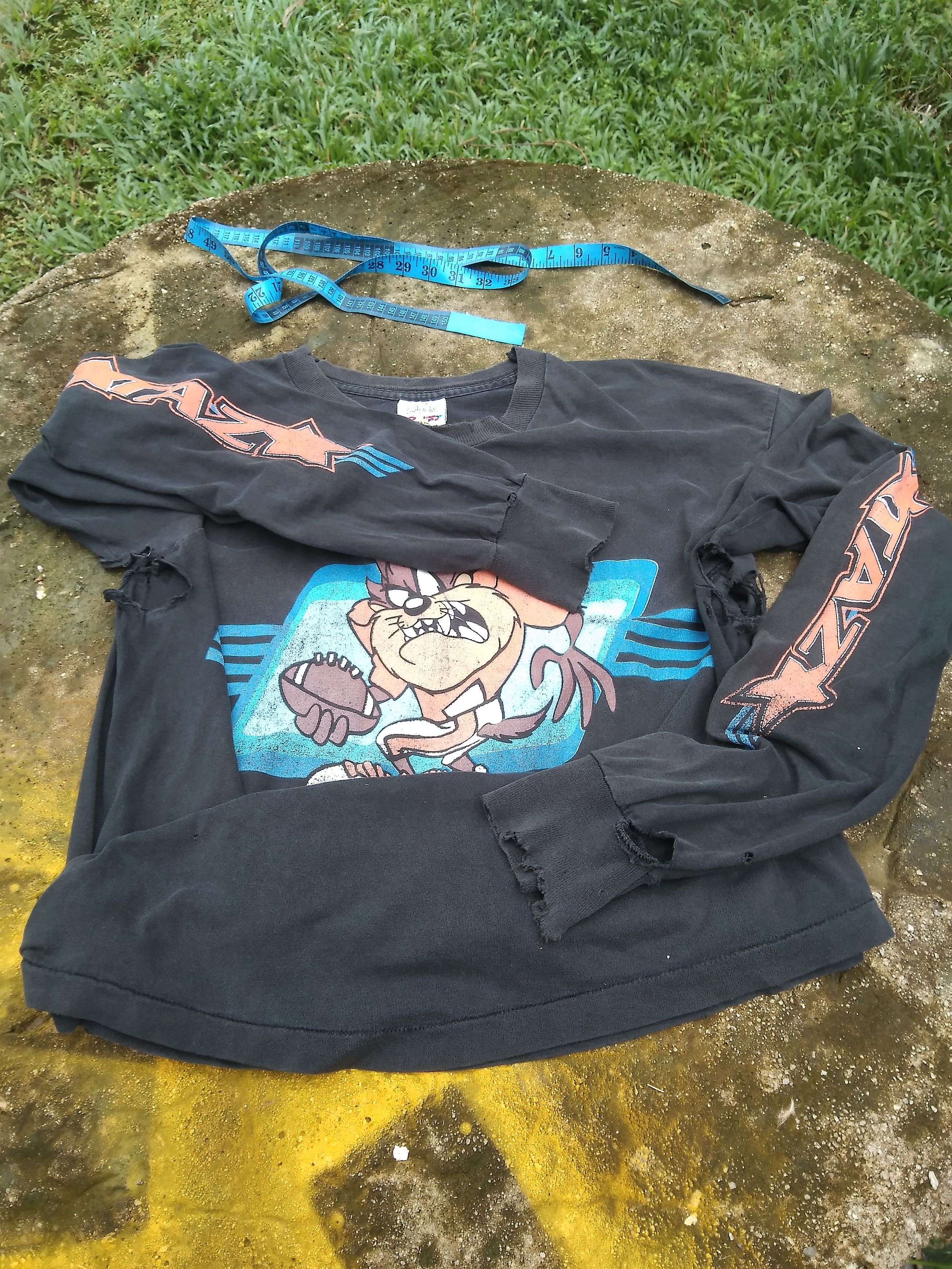Vintage BRING ME TO LIFE🔥🔥VINTAGE TAZMANIA HEAVY USED & DISTRESS Size US XL / EU 56 / 4 - 1 Thumbnail
