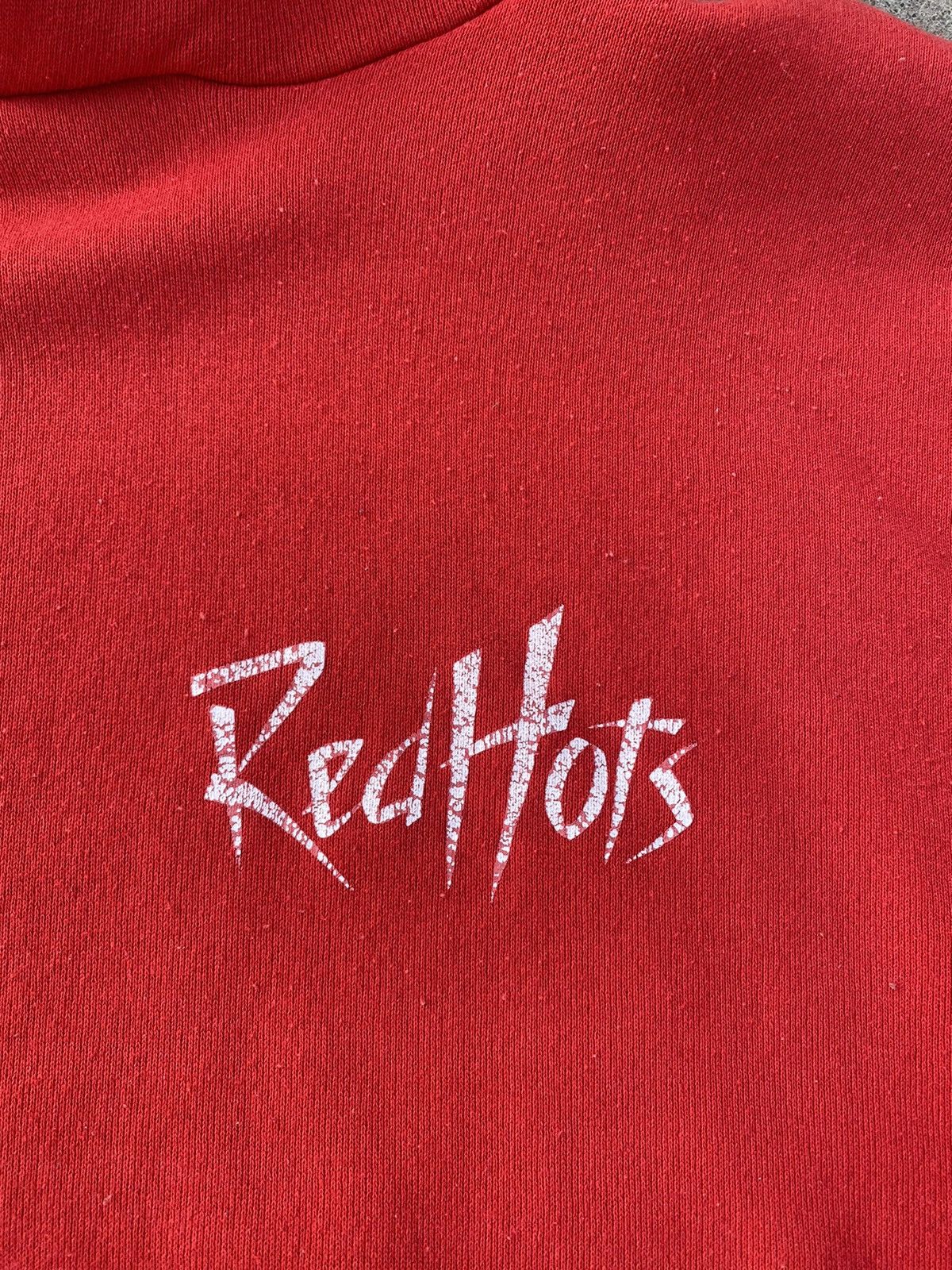 Vintage Vintage 90s Red Hots Russell Hoodie Size US L / EU 52-54 / 3 - 2 Preview