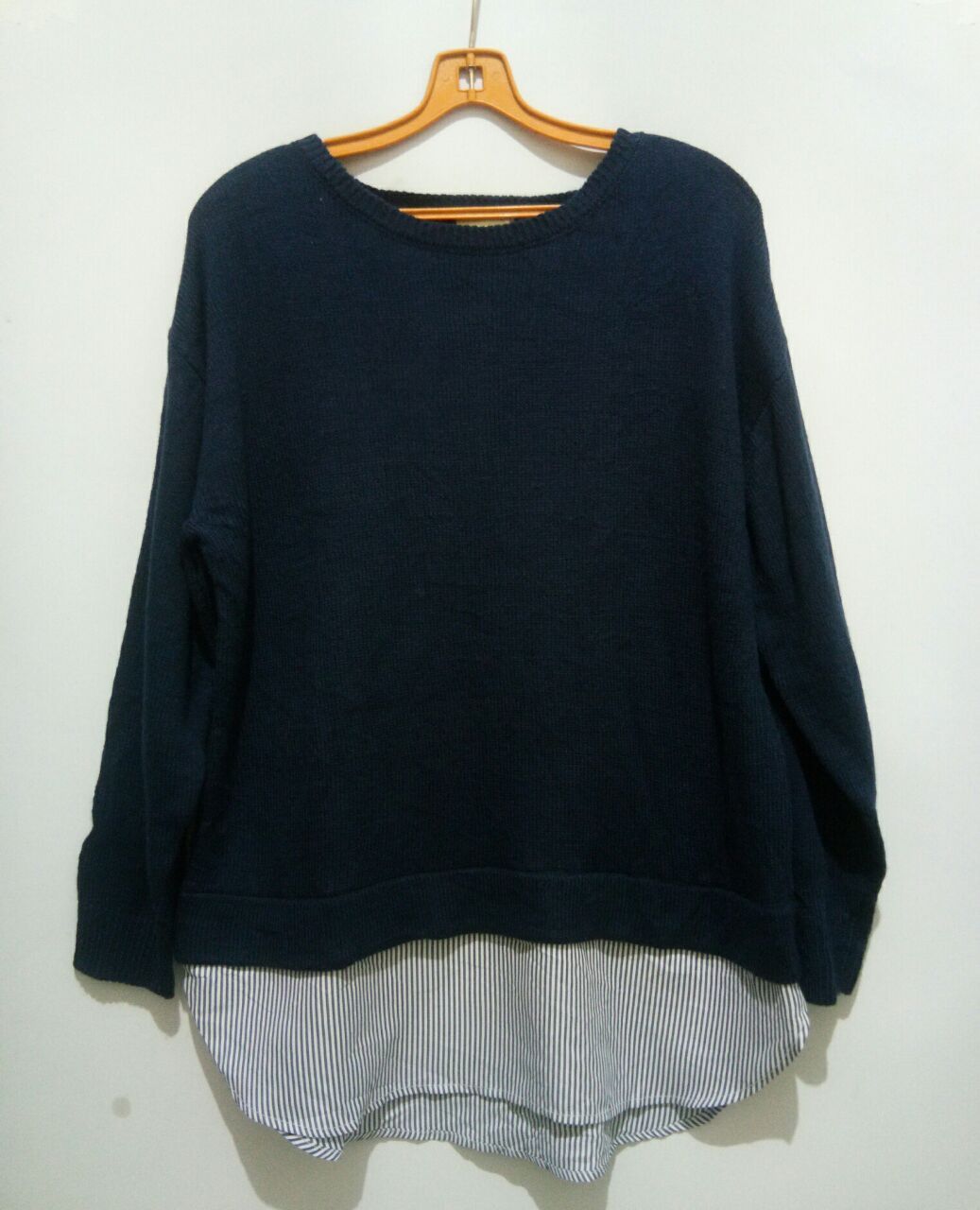 Earth Music & Ecology Ribbed Fanny Sweater (Free Size)